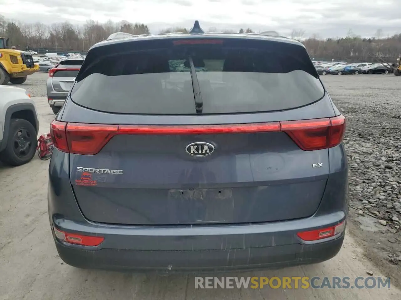 6 Photograph of a damaged car KNDPNCAC4K7499762 KIA SPORTAGE 2019