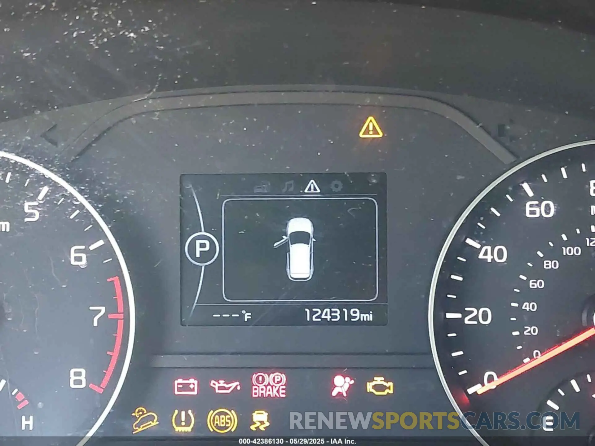 16 Photograph of a damaged car KNDPNCAC4K7507973 KIA SPORTAGE 2019