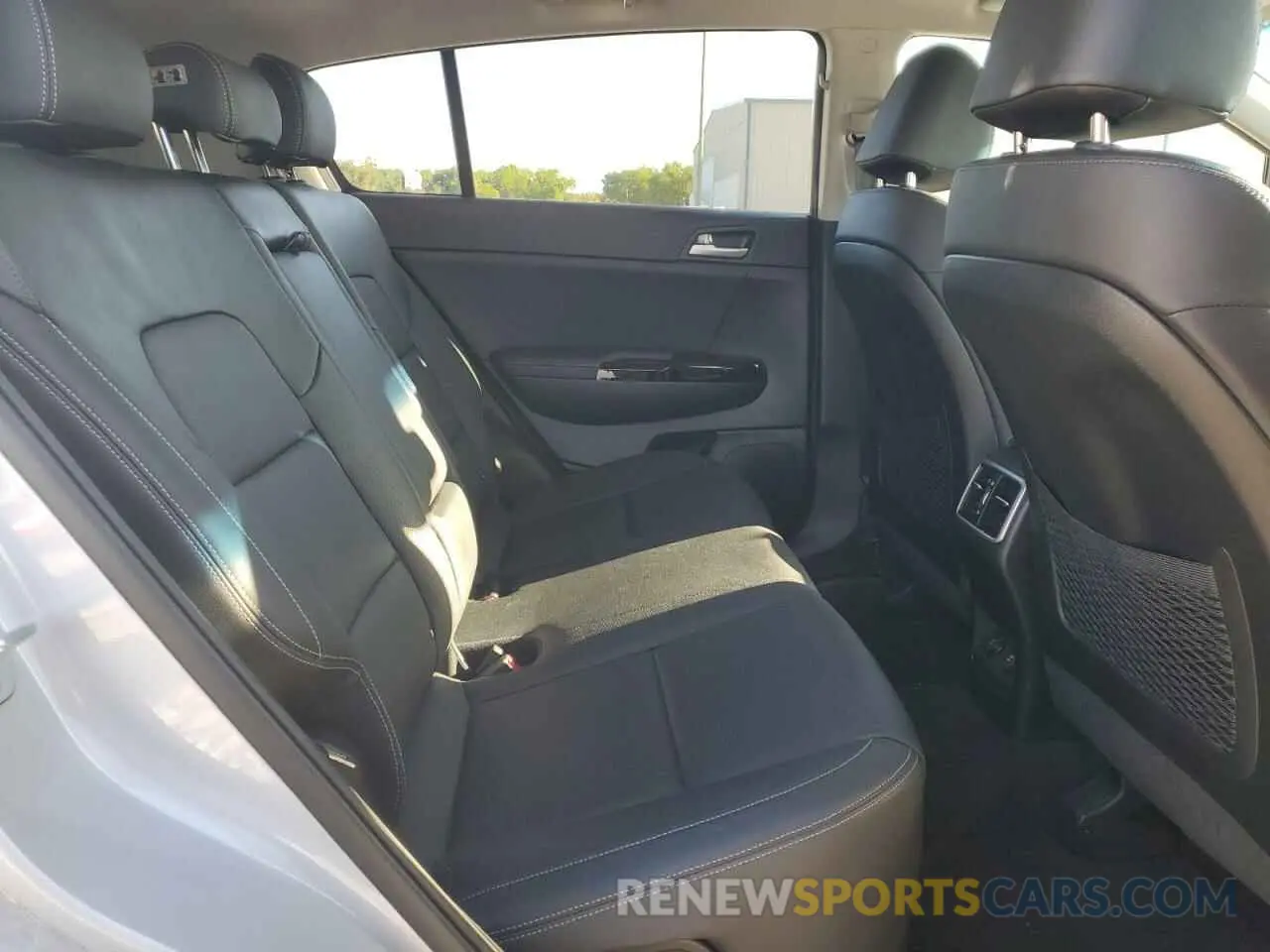 11 Photograph of a damaged car KNDPNCAC7K7579363 KIA SPORTAGE 2019