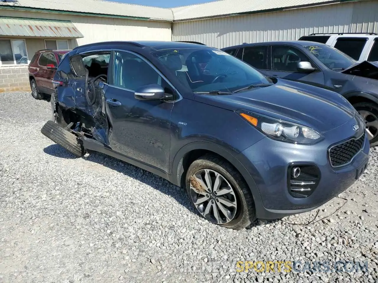 4 Photograph of a damaged car KNDPNCAC7K7597071 KIA SPORTAGE 2019