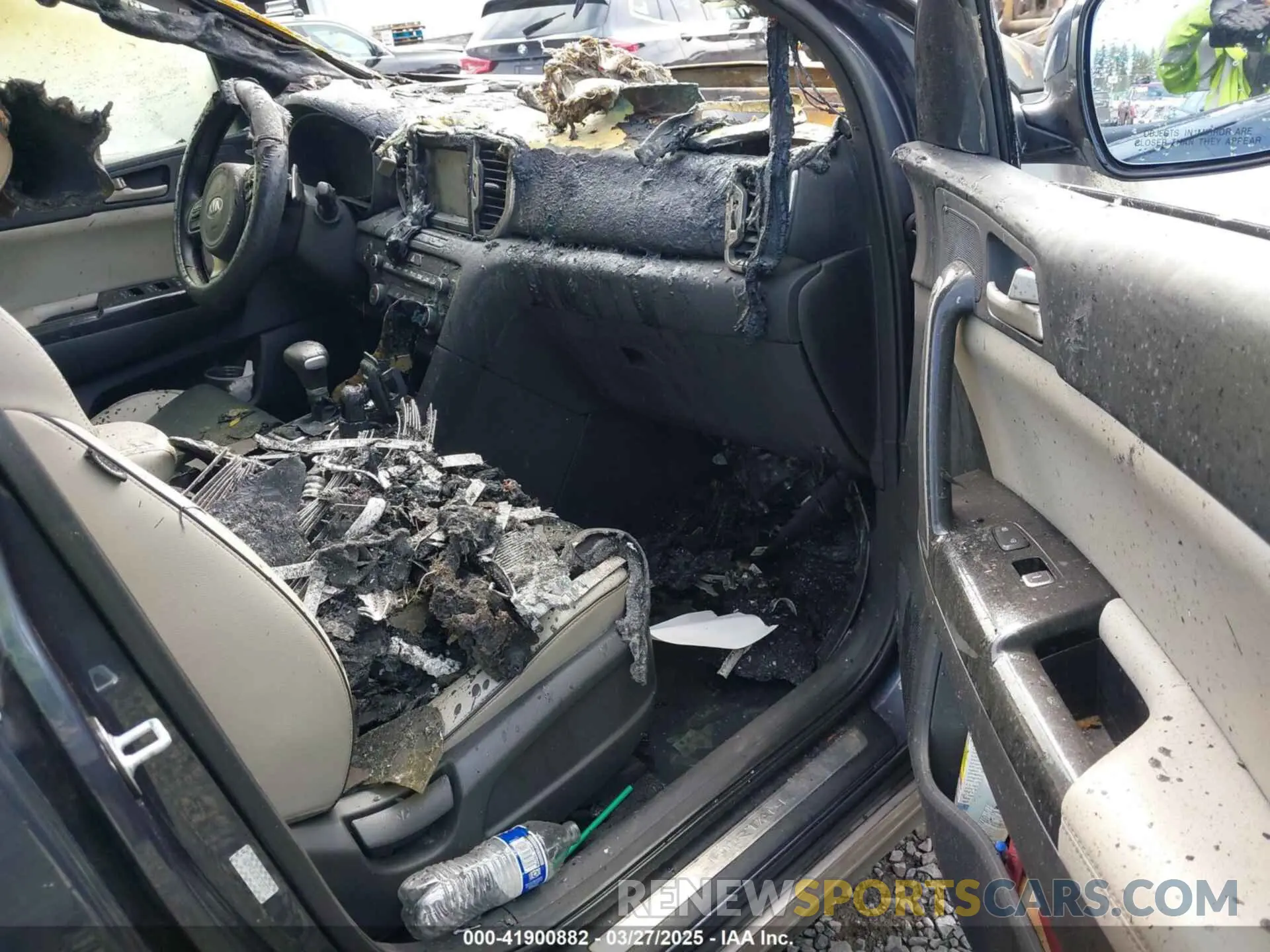 5 Photograph of a damaged car KNDPNCAC8K7539776 KIA SPORTAGE 2019