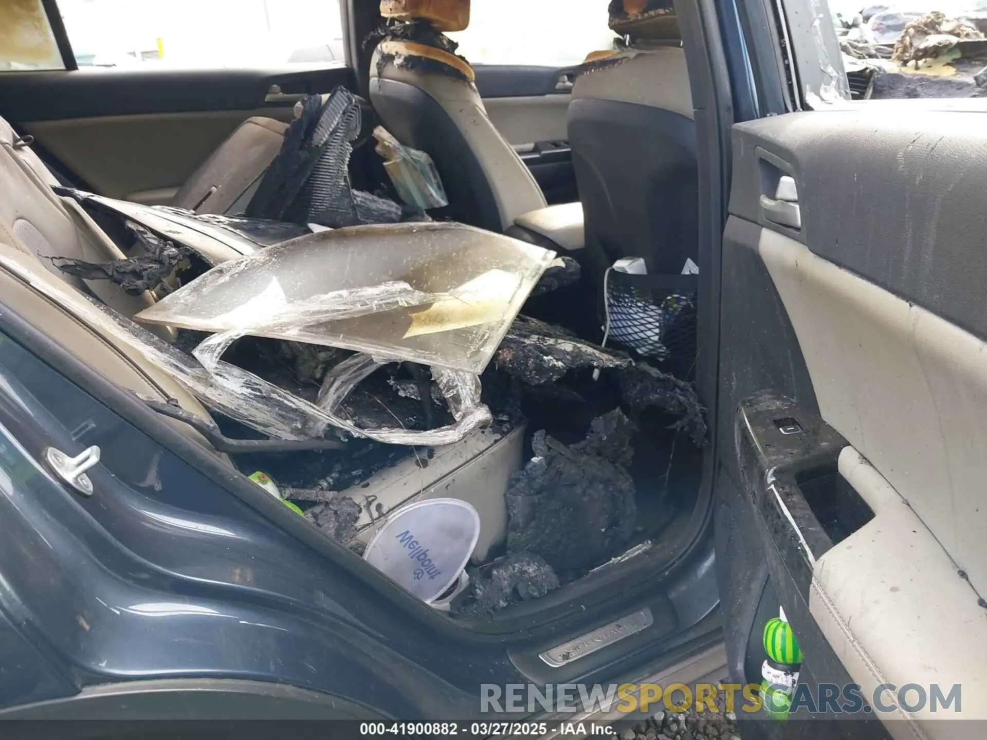 8 Photograph of a damaged car KNDPNCAC8K7539776 KIA SPORTAGE 2019