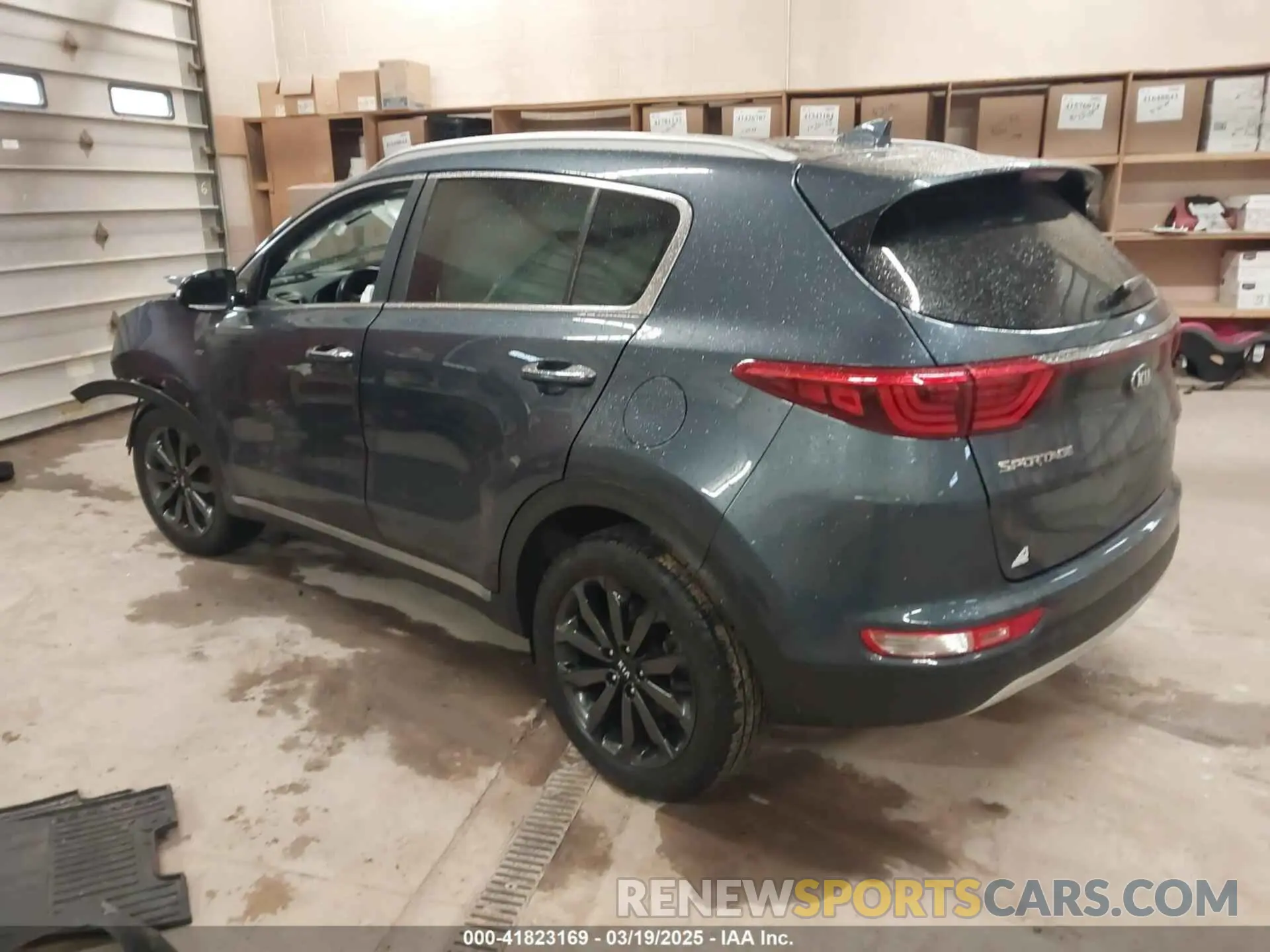 3 Photograph of a damaged car KNDPNCAC8K7567108 KIA SPORTAGE 2019
