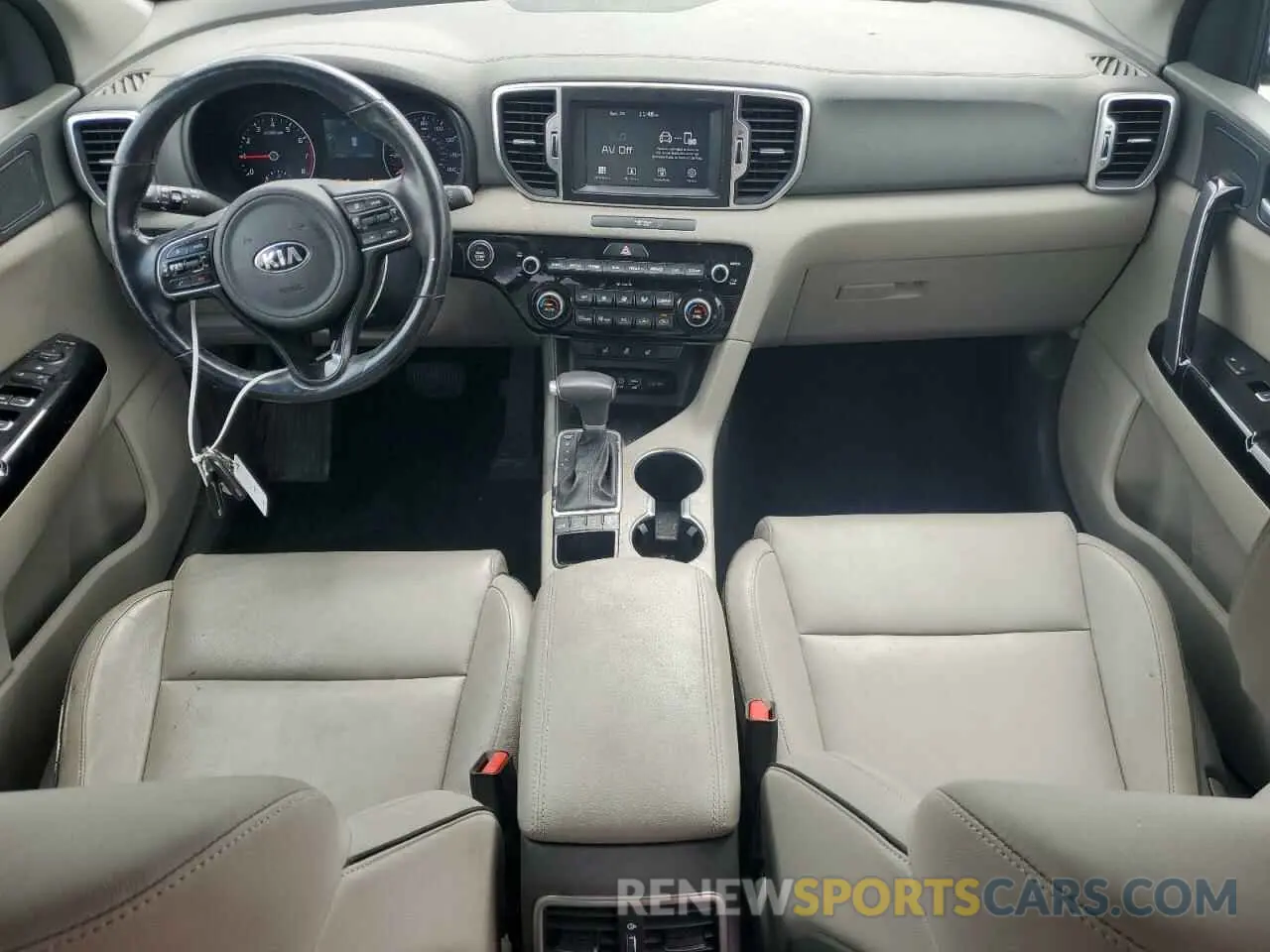 8 Photograph of a damaged car KNDPNCAC8K7585950 KIA SPORTAGE 2019
