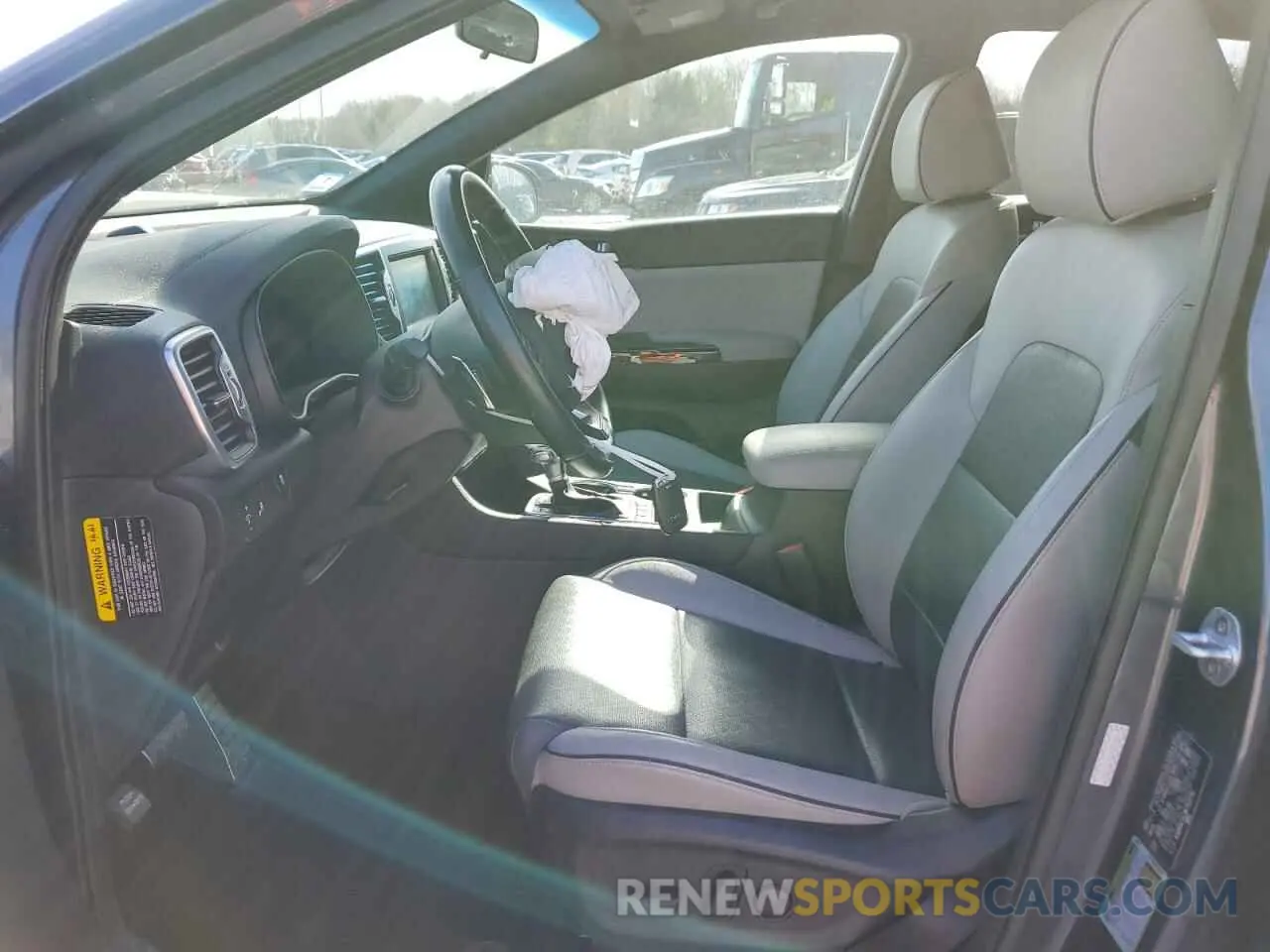 7 Photograph of a damaged car KNDPNCAC9K7533792 KIA SPORTAGE 2019