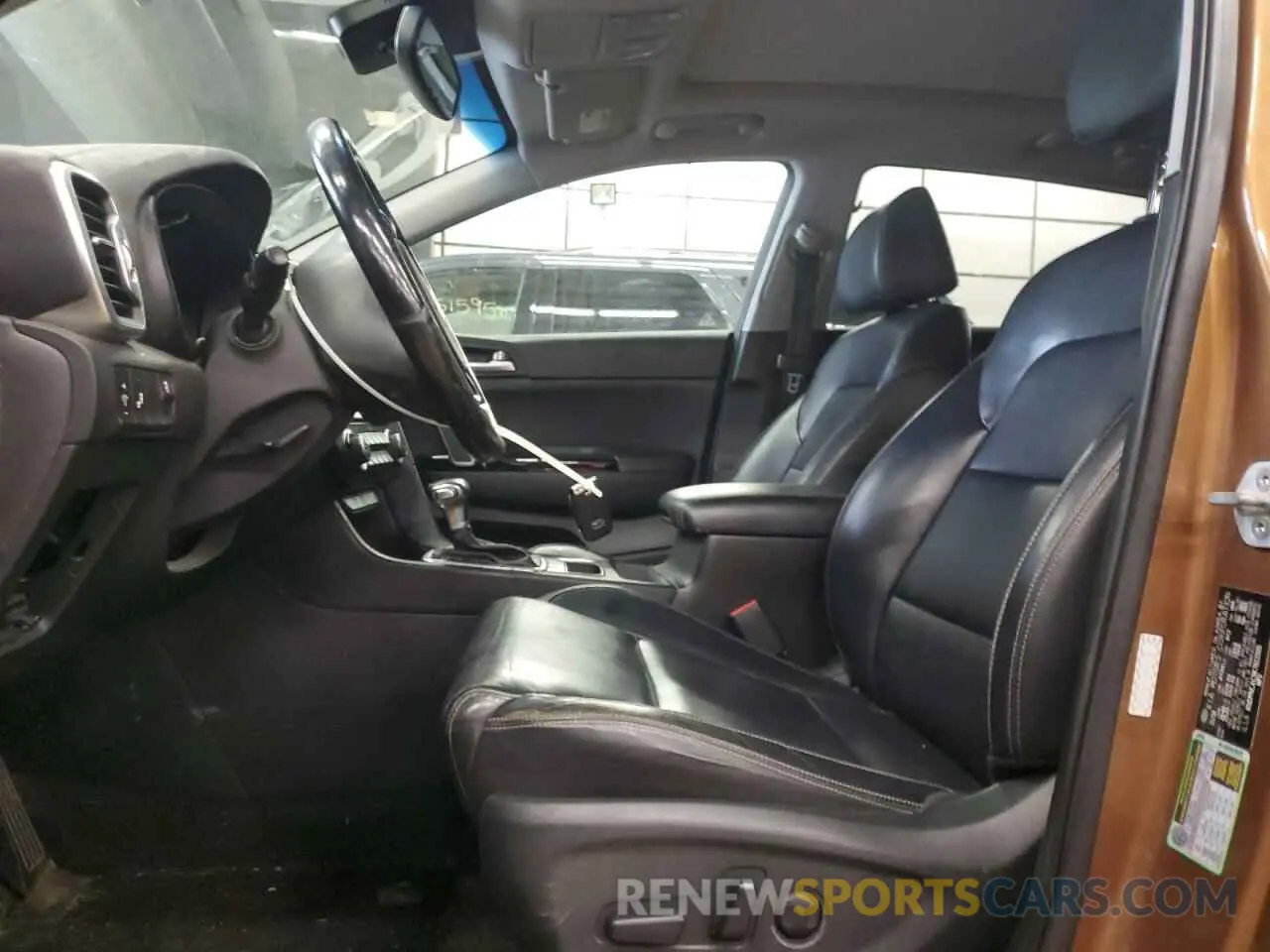 7 Photograph of a damaged car KNDPNCAC9K7611505 KIA SPORTAGE 2019