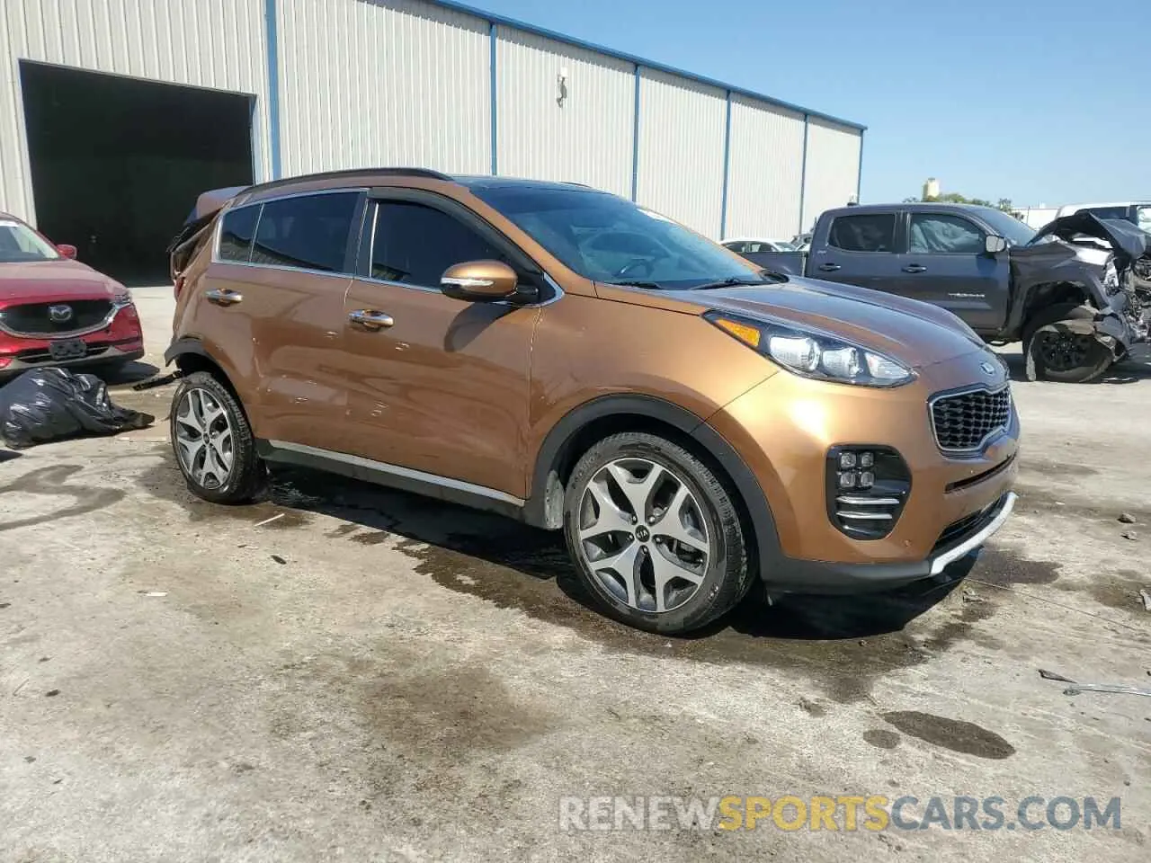 4 Photograph of a damaged car KNDPR3A63K7533818 KIA SPORTAGE 2019