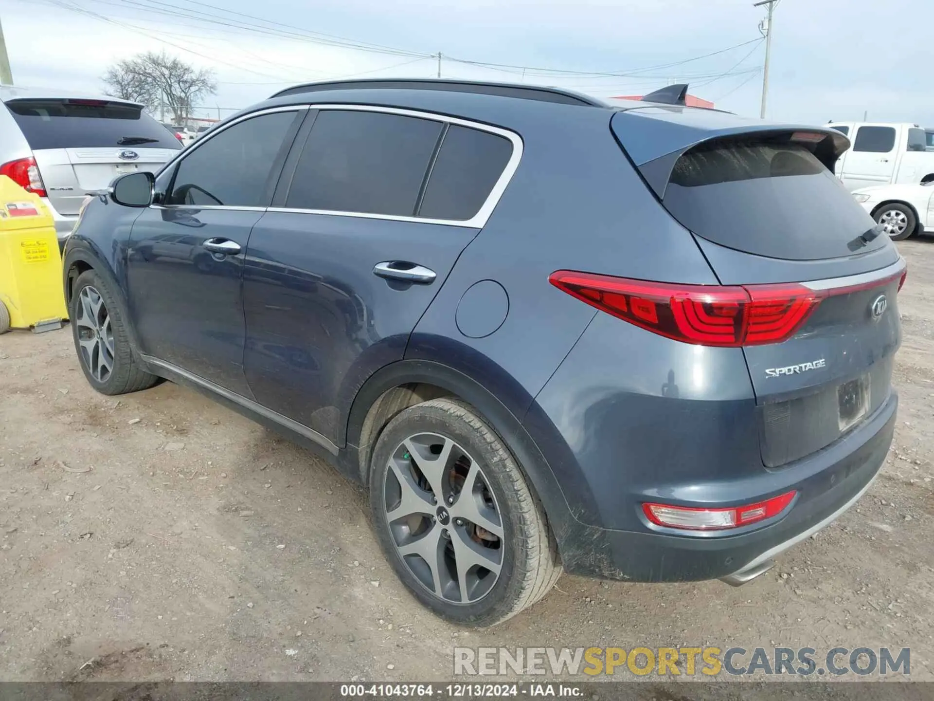 3 Photograph of a damaged car KNDPR3A65K7517975 KIA SPORTAGE 2019