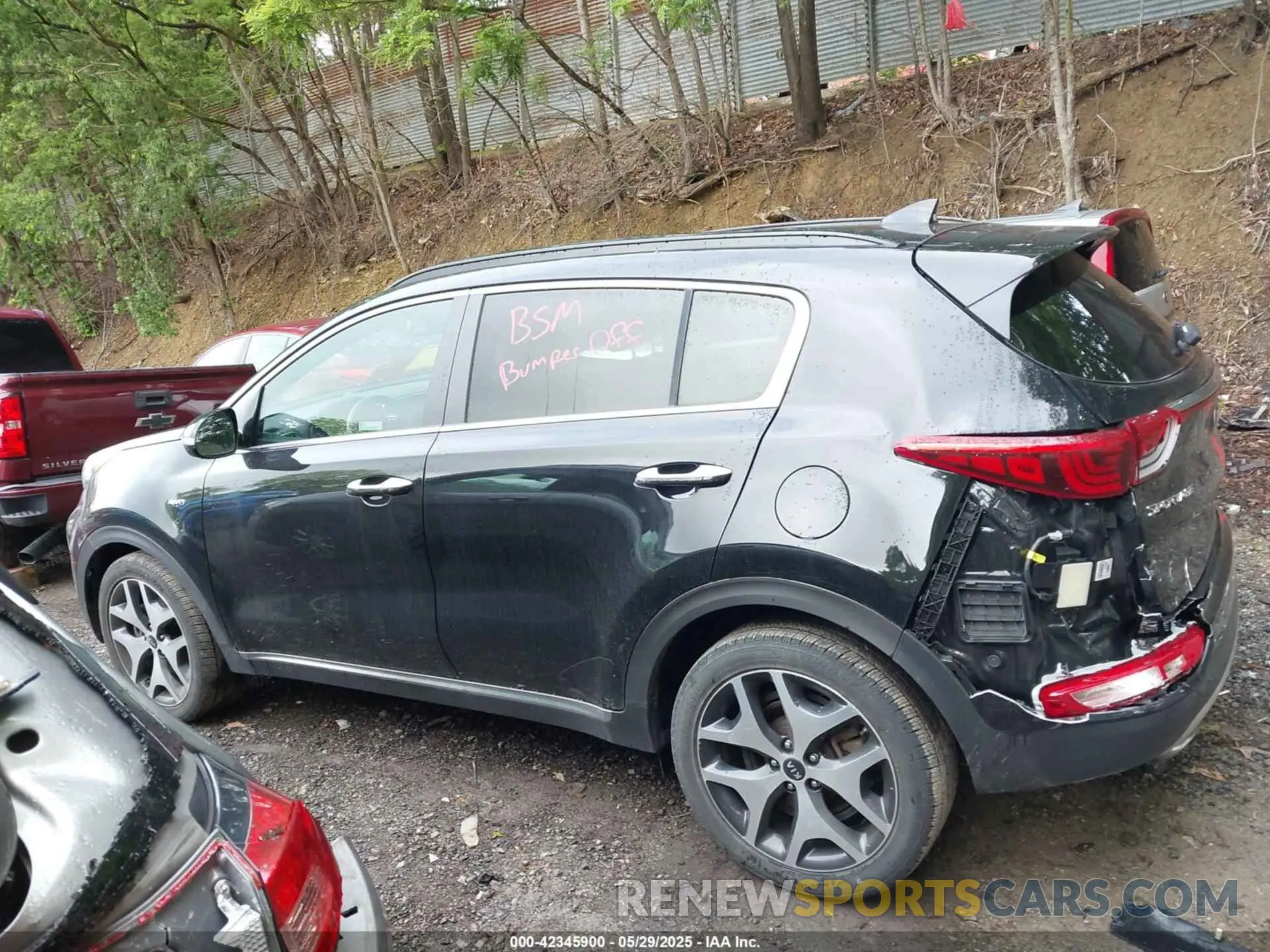 14 Photograph of a damaged car KNDPRCA62K7616978 KIA SPORTAGE 2019