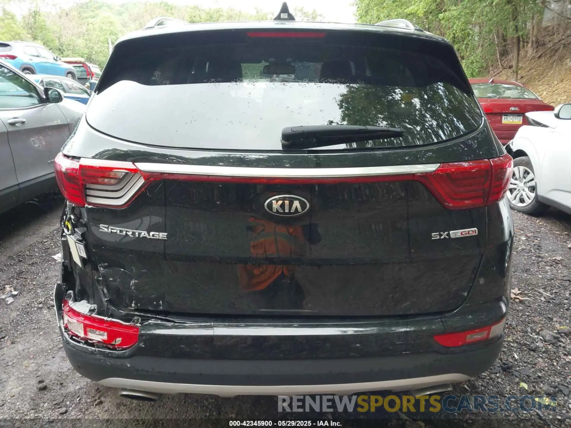 16 Photograph of a damaged car KNDPRCA62K7616978 KIA SPORTAGE 2019
