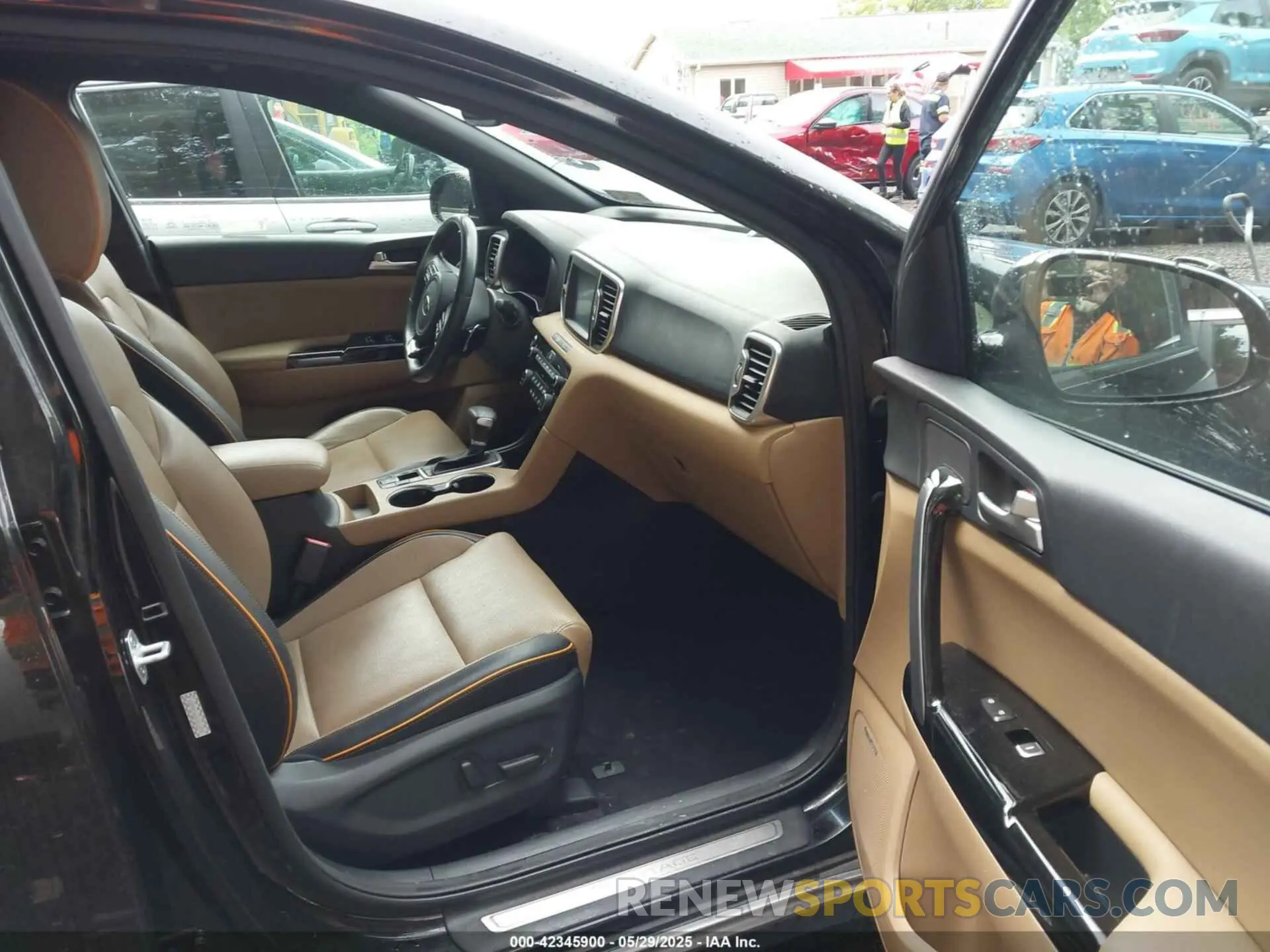 5 Photograph of a damaged car KNDPRCA62K7616978 KIA SPORTAGE 2019