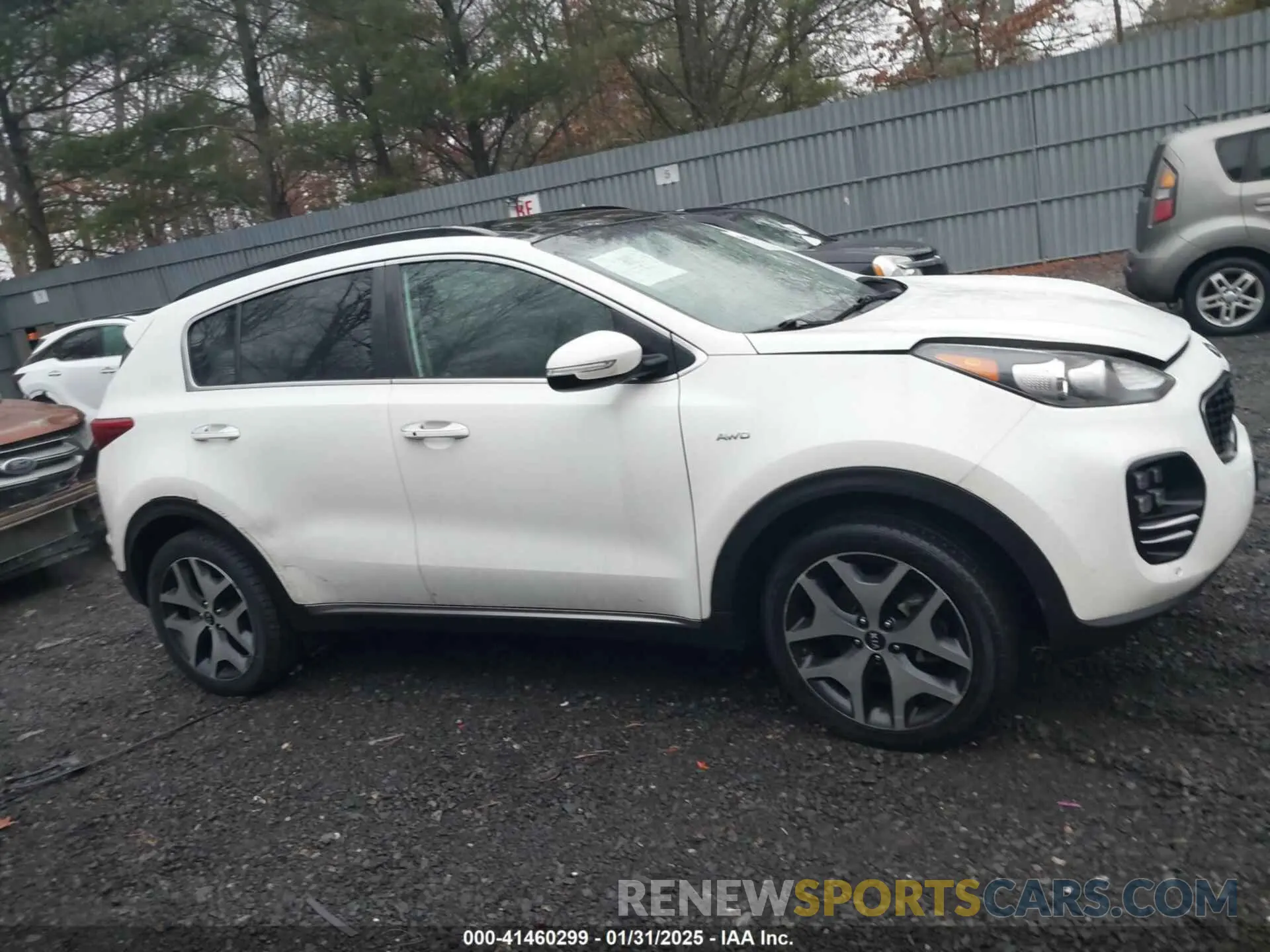 13 Photograph of a damaged car KNDPRCA65K7622774 KIA SPORTAGE 2019