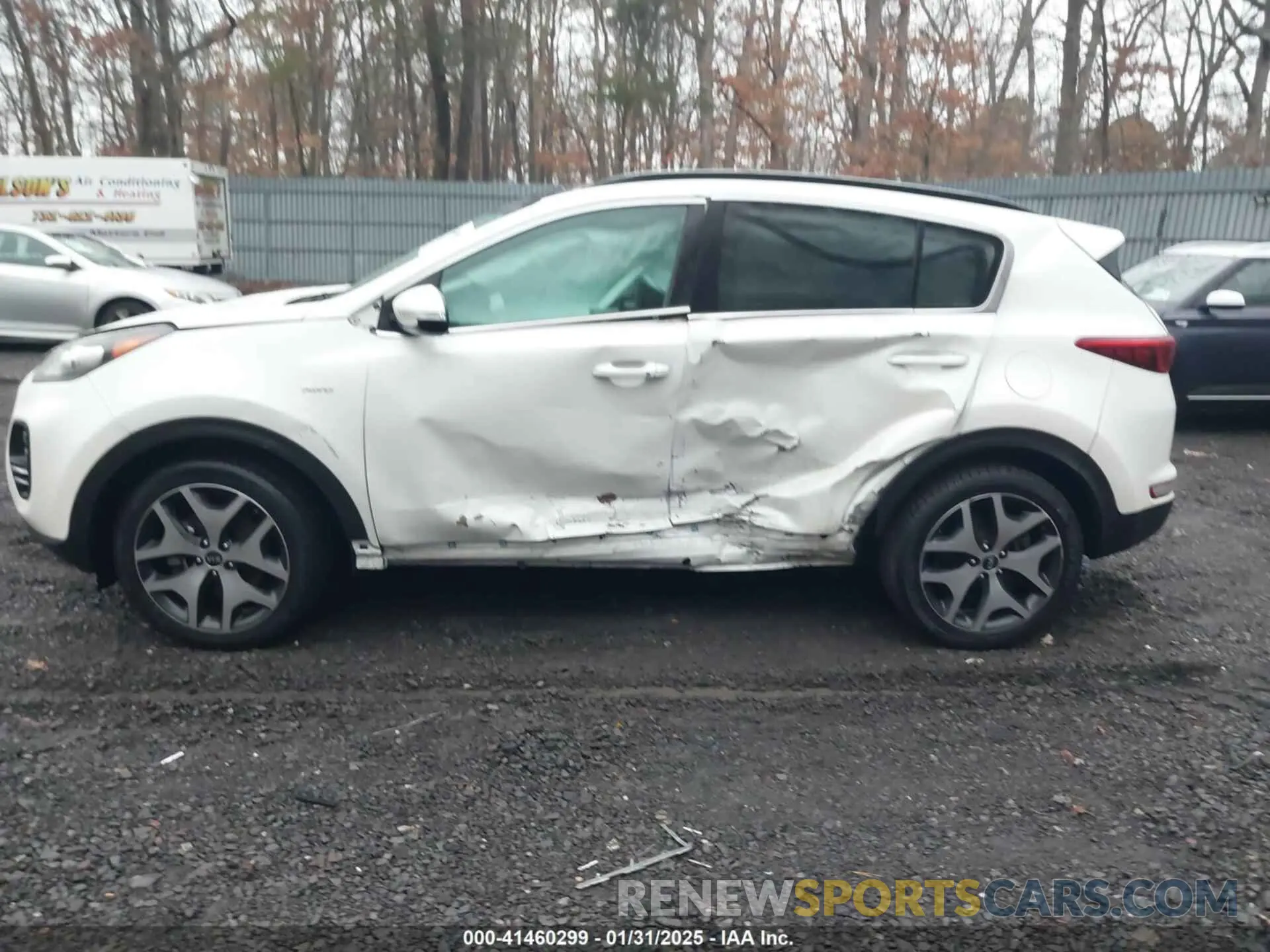 14 Photograph of a damaged car KNDPRCA65K7622774 KIA SPORTAGE 2019