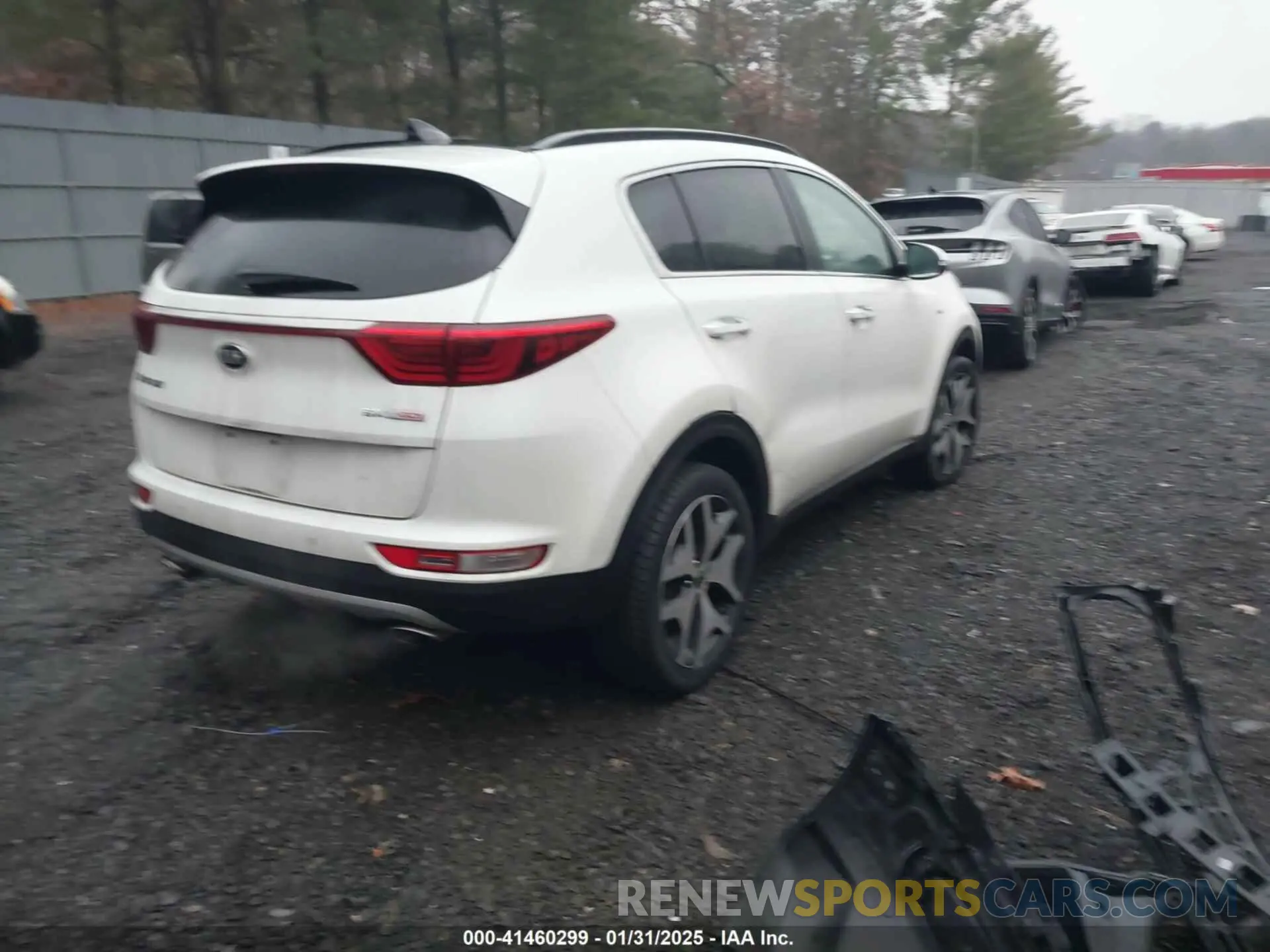 4 Photograph of a damaged car KNDPRCA65K7622774 KIA SPORTAGE 2019