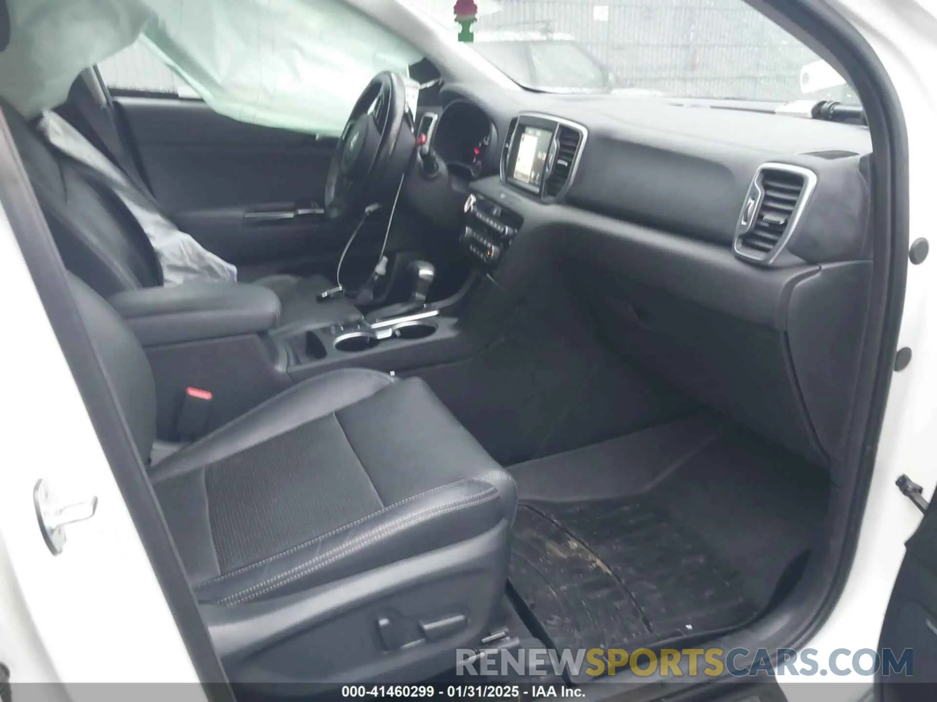 5 Photograph of a damaged car KNDPRCA65K7622774 KIA SPORTAGE 2019