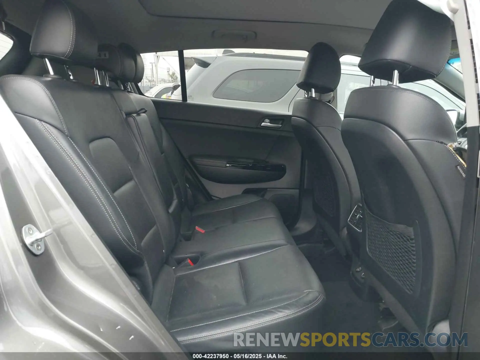 8 Photograph of a damaged car KNDPRCA69K7540272 KIA SPORTAGE 2019