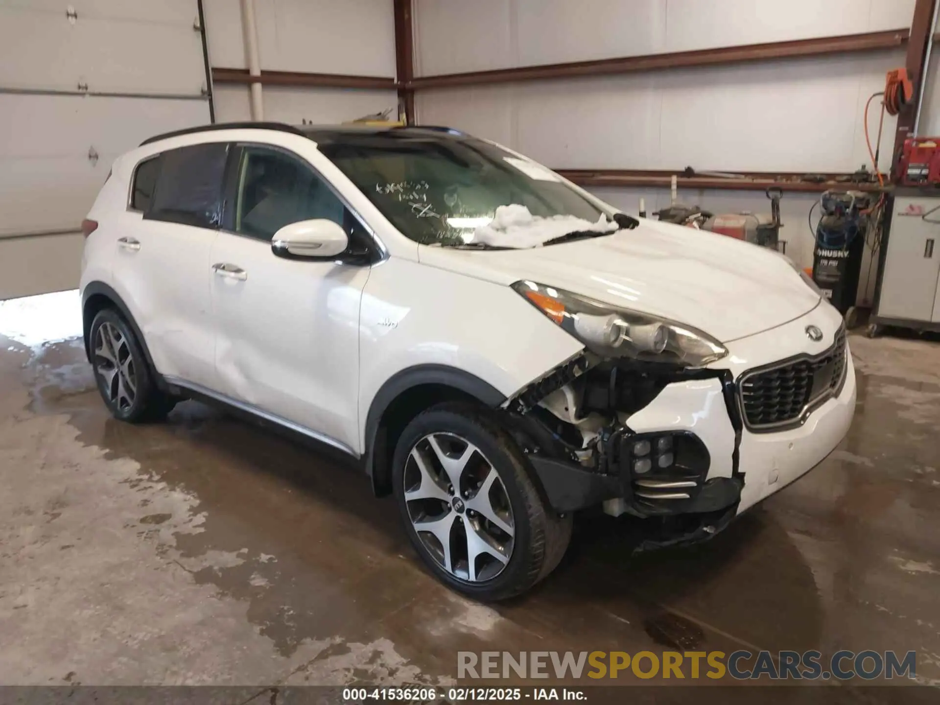 1 Photograph of a damaged car KNDPRCA6XK7619563 KIA SPORTAGE 2019