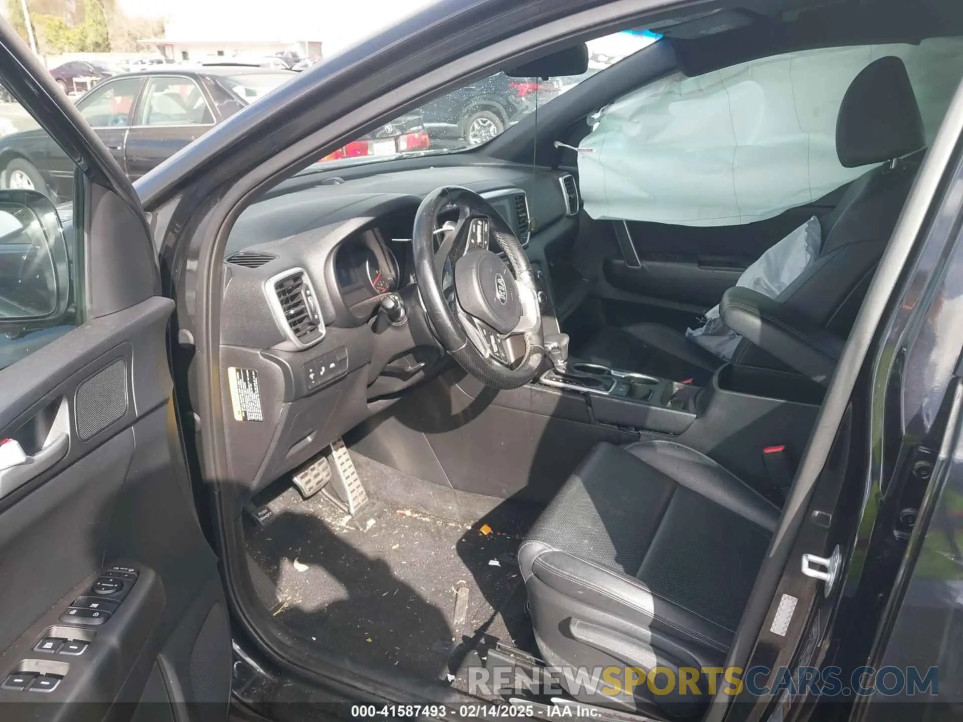 5 Photograph of a damaged car KNDP63AC0L7706050 KIA SPORTAGE 2020
