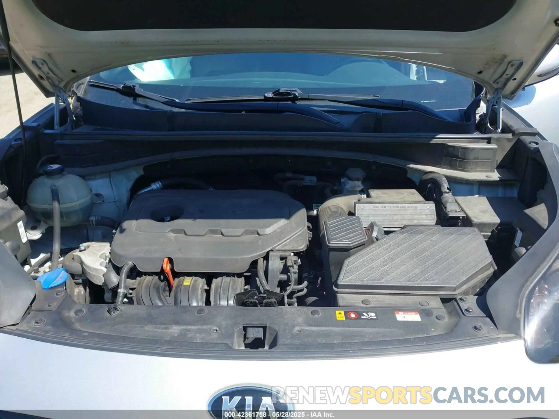 10 Photograph of a damaged car KNDP63AC1L7651768 KIA SPORTAGE 2020