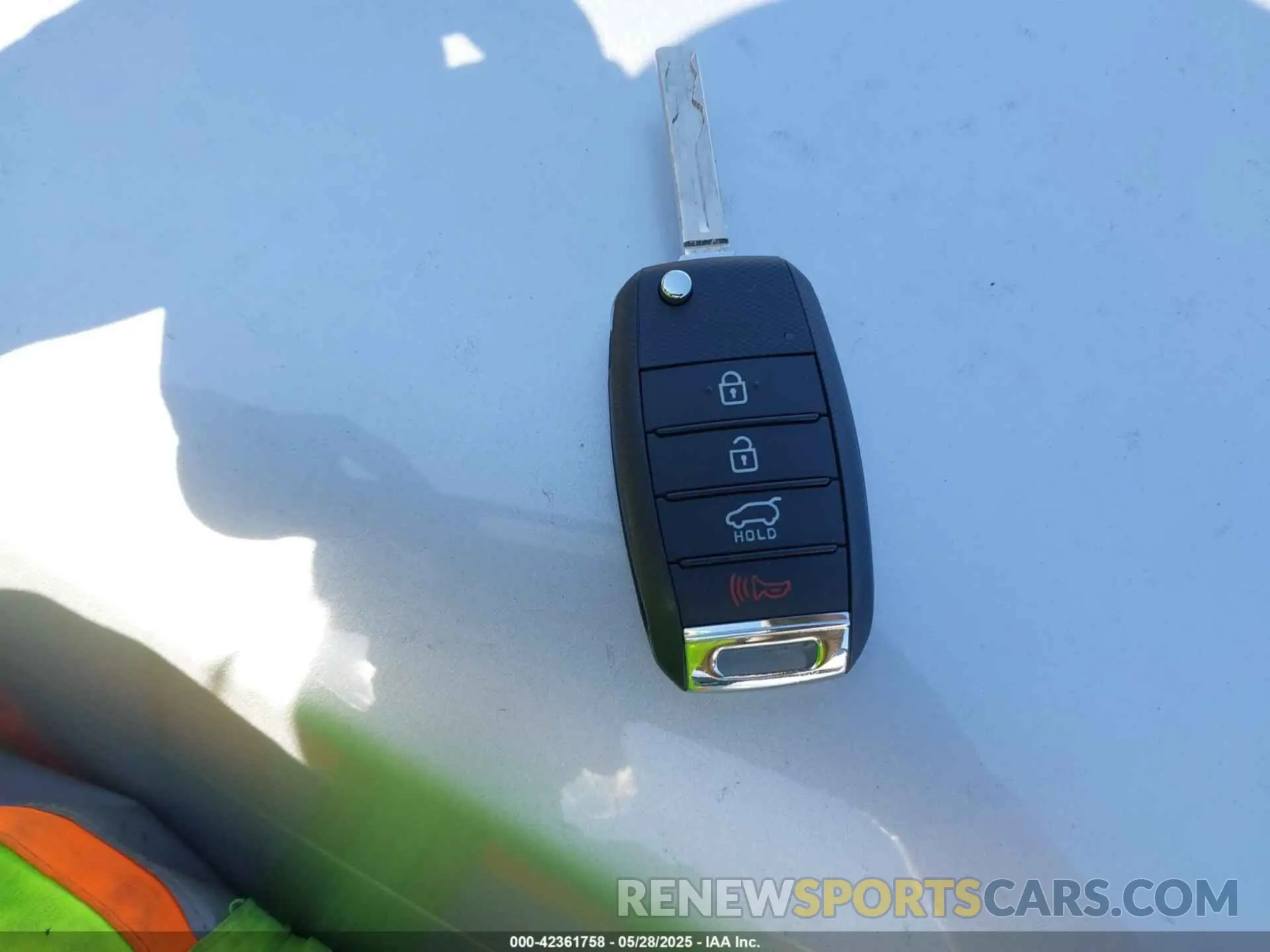 11 Photograph of a damaged car KNDP63AC1L7651768 KIA SPORTAGE 2020