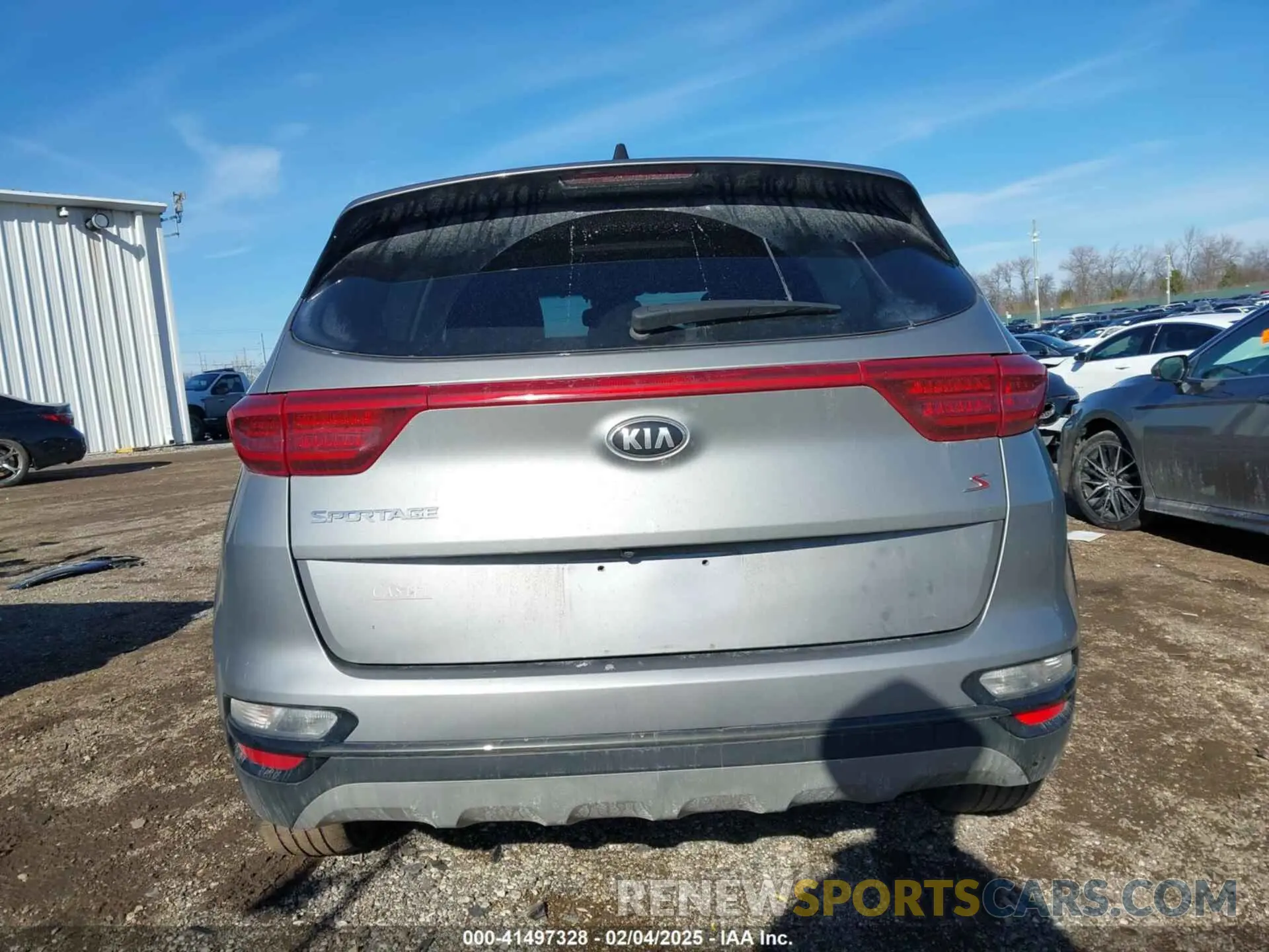 16 Photograph of a damaged car KNDP63AC1L7683250 KIA SPORTAGE 2020