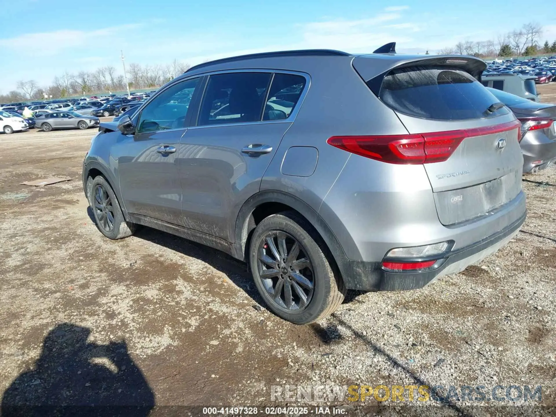 3 Photograph of a damaged car KNDP63AC1L7683250 KIA SPORTAGE 2020