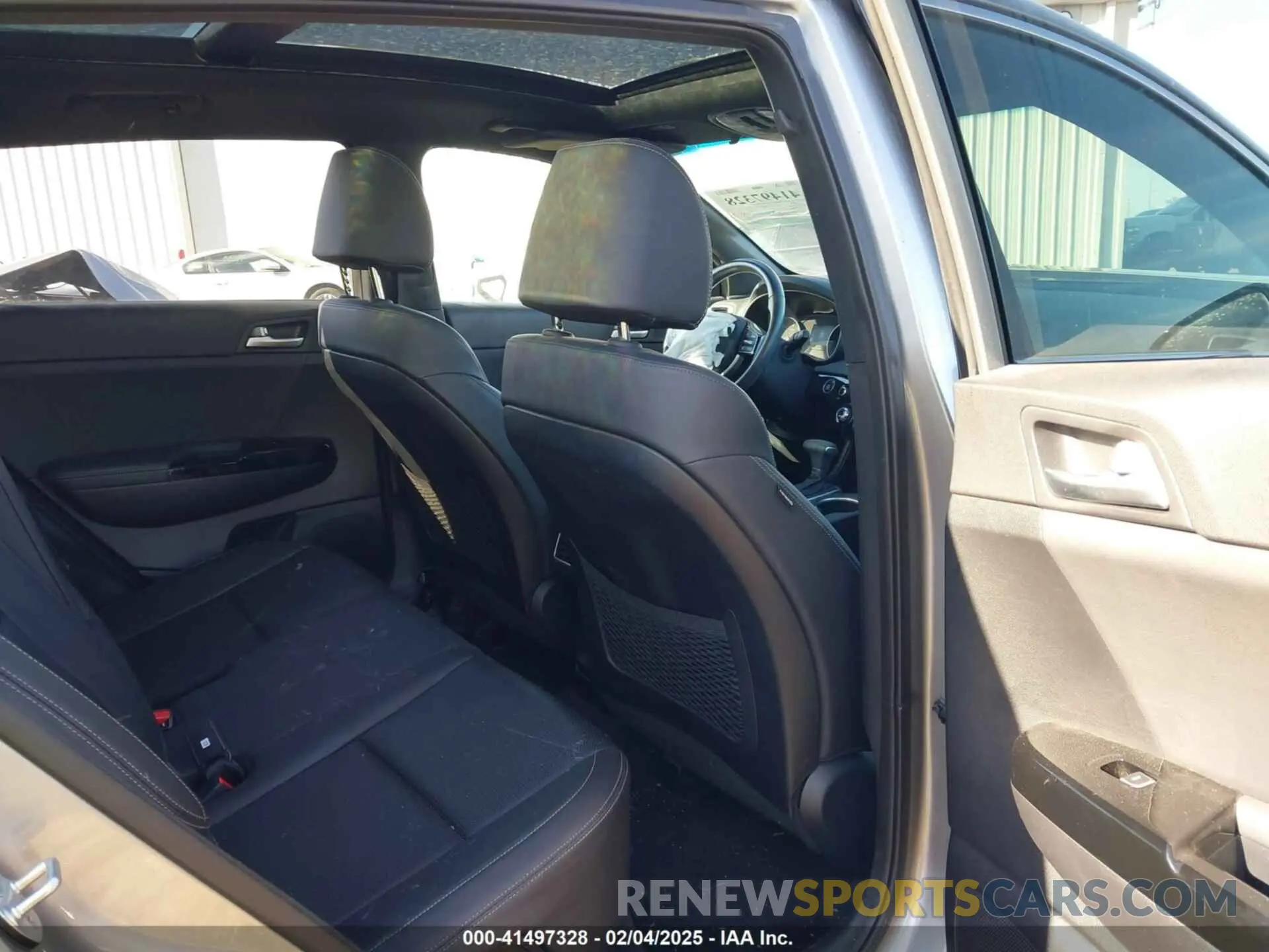 8 Photograph of a damaged car KNDP63AC1L7683250 KIA SPORTAGE 2020
