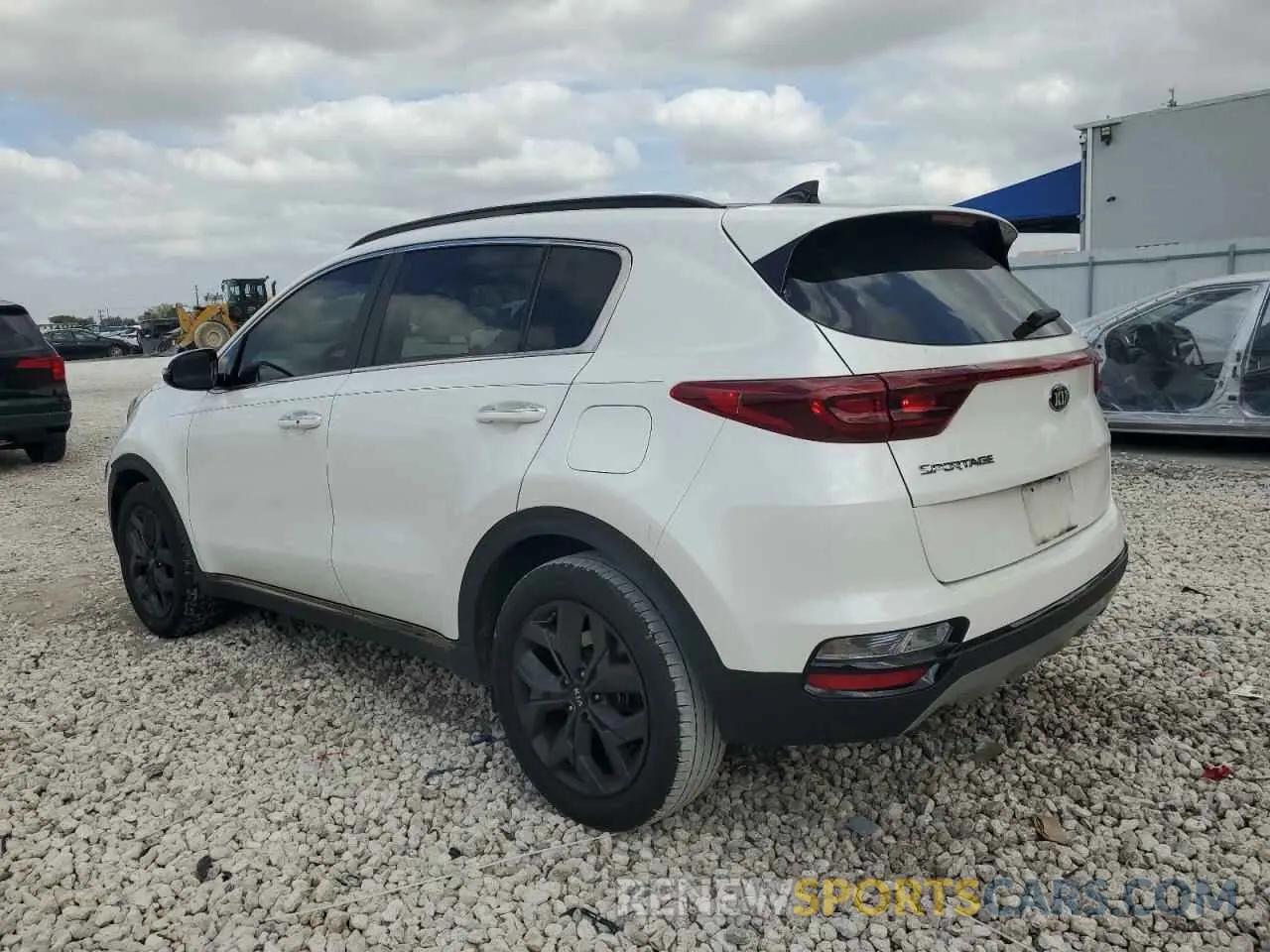 2 Photograph of a damaged car KNDP63AC2L7682656 KIA SPORTAGE 2020