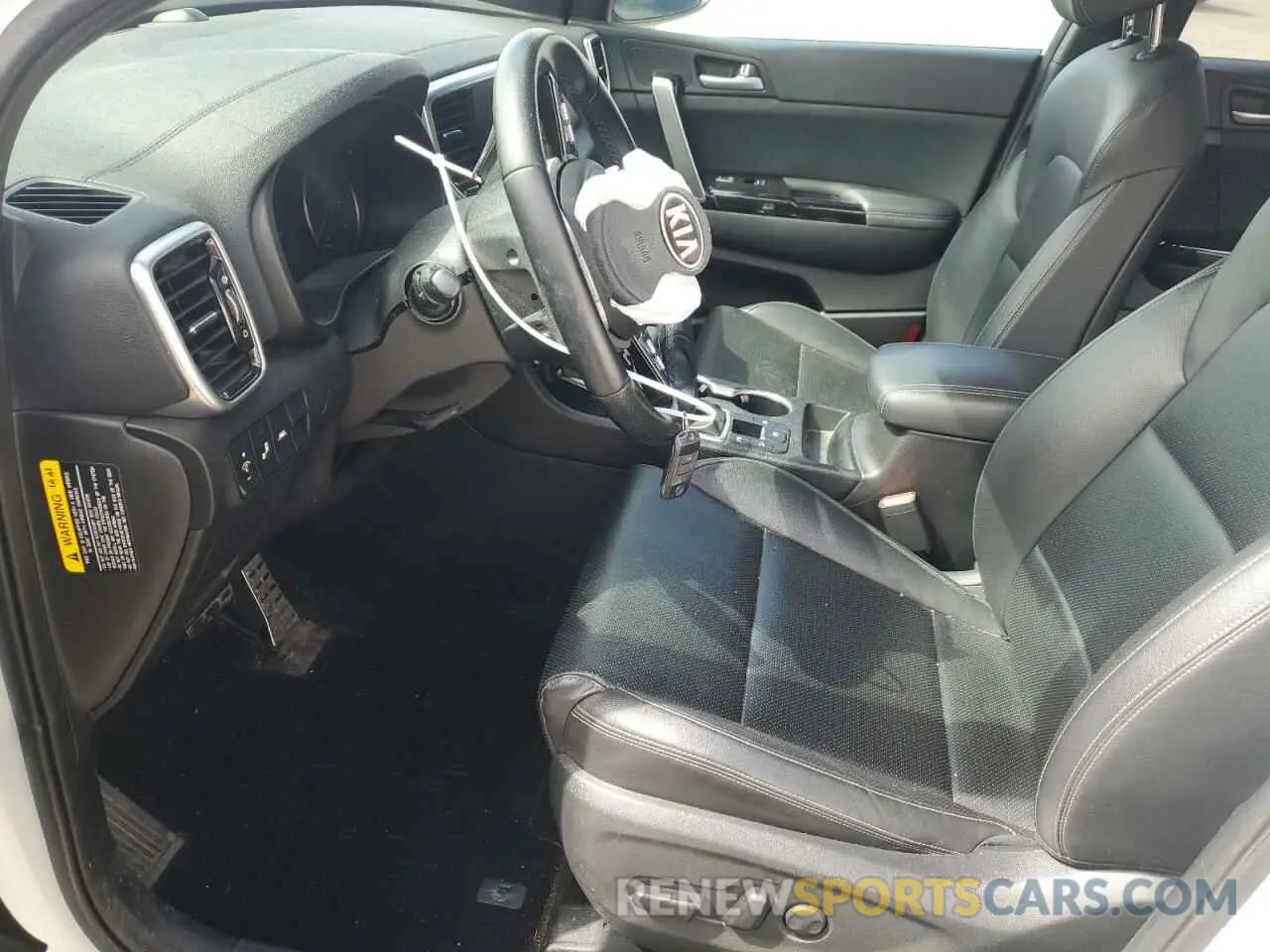 7 Photograph of a damaged car KNDP63AC2L7743407 KIA SPORTAGE 2020
