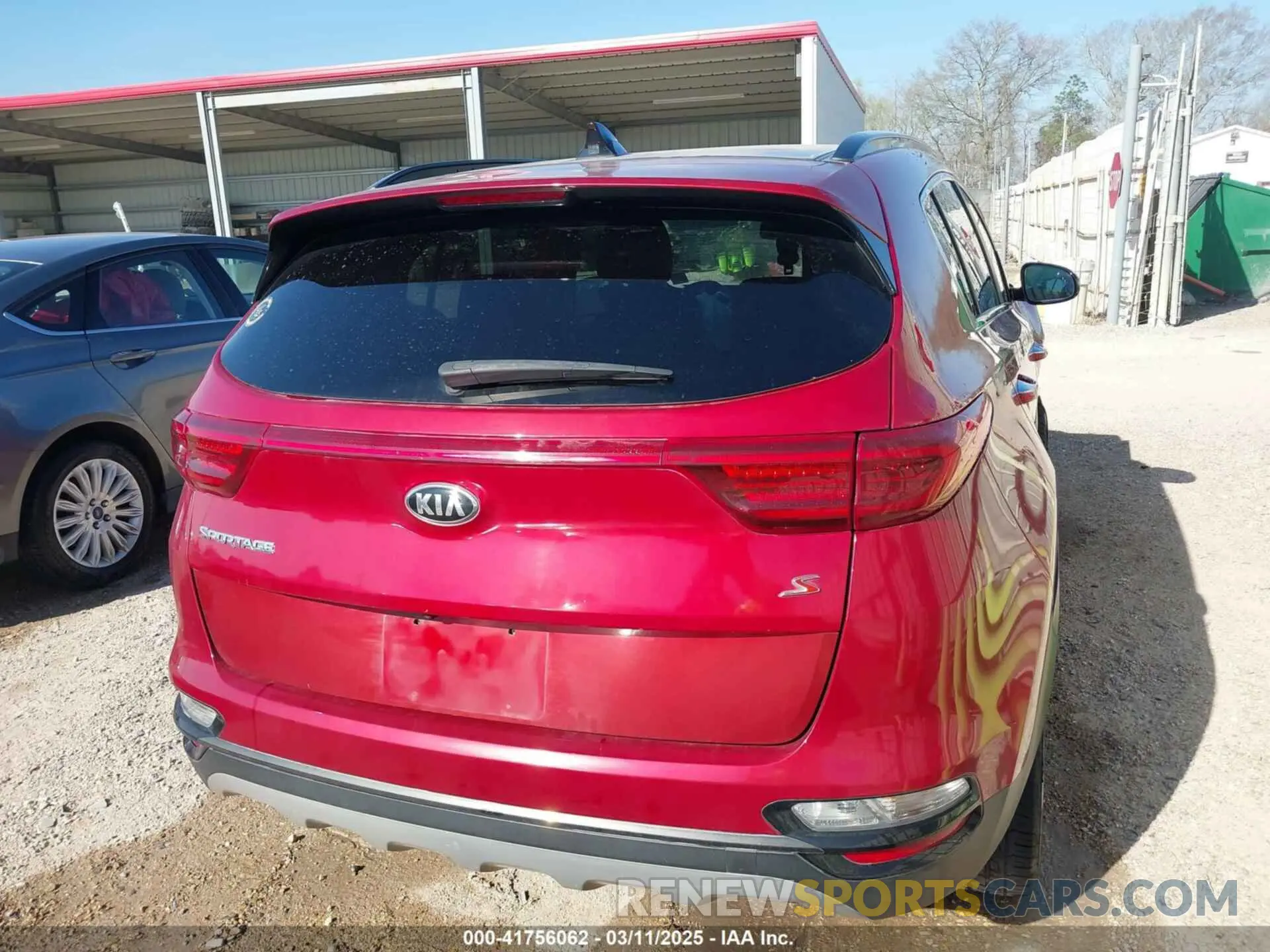 16 Photograph of a damaged car KNDP63AC4L7654874 KIA SPORTAGE 2020