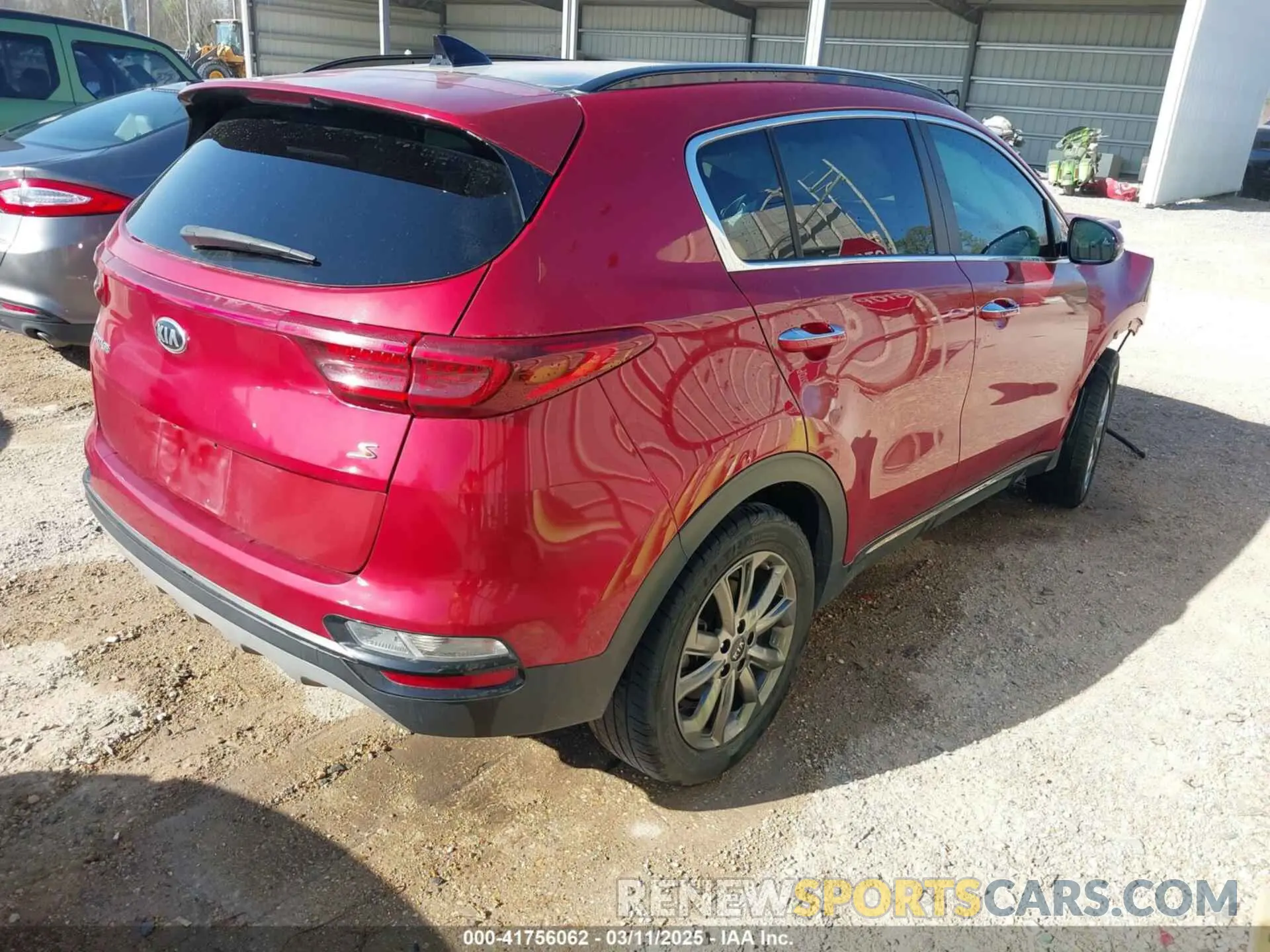 4 Photograph of a damaged car KNDP63AC4L7654874 KIA SPORTAGE 2020