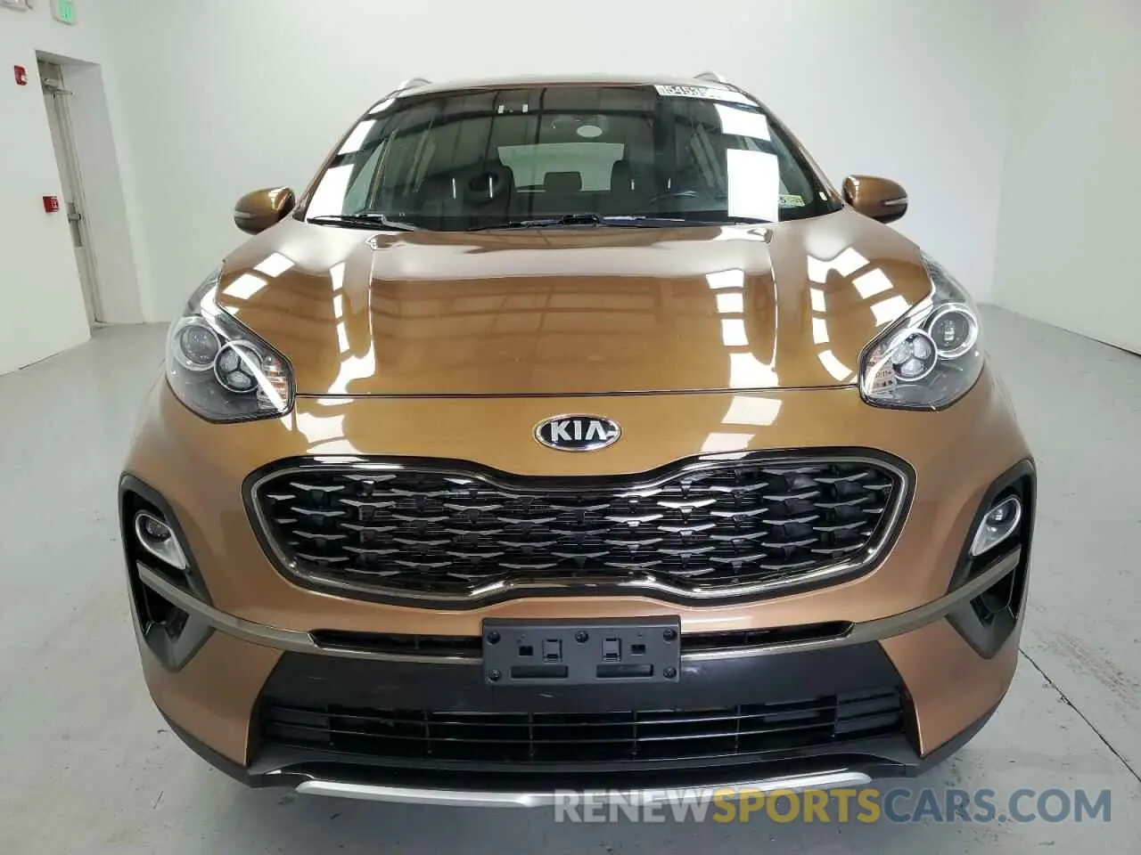5 Photograph of a damaged car KNDP63AC5L7647318 KIA SPORTAGE 2020