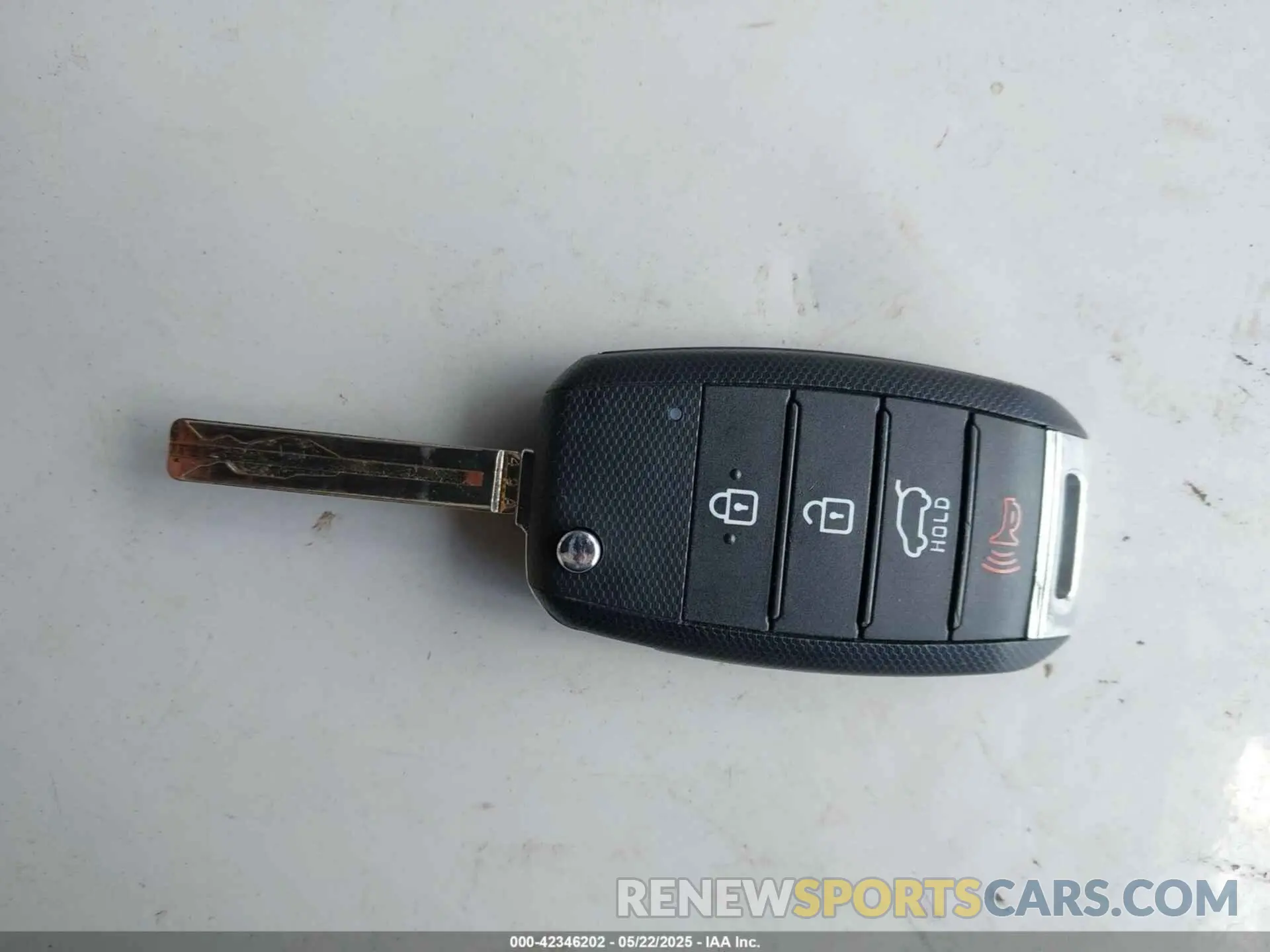 11 Photograph of a damaged car KNDP63AC6L7656657 KIA SPORTAGE 2020