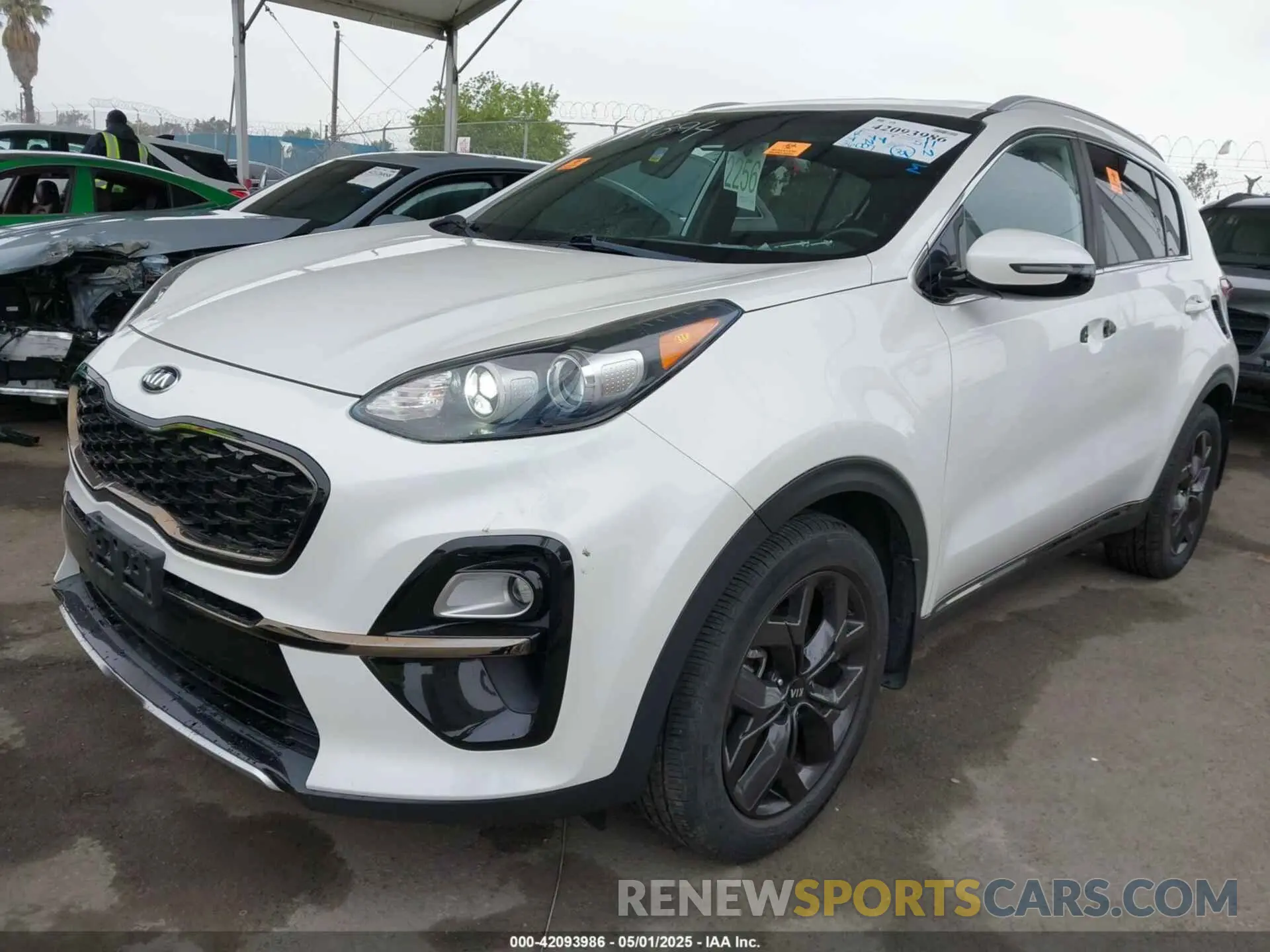 2 Photograph of a damaged car KNDP63AC6L7743538 KIA SPORTAGE 2020