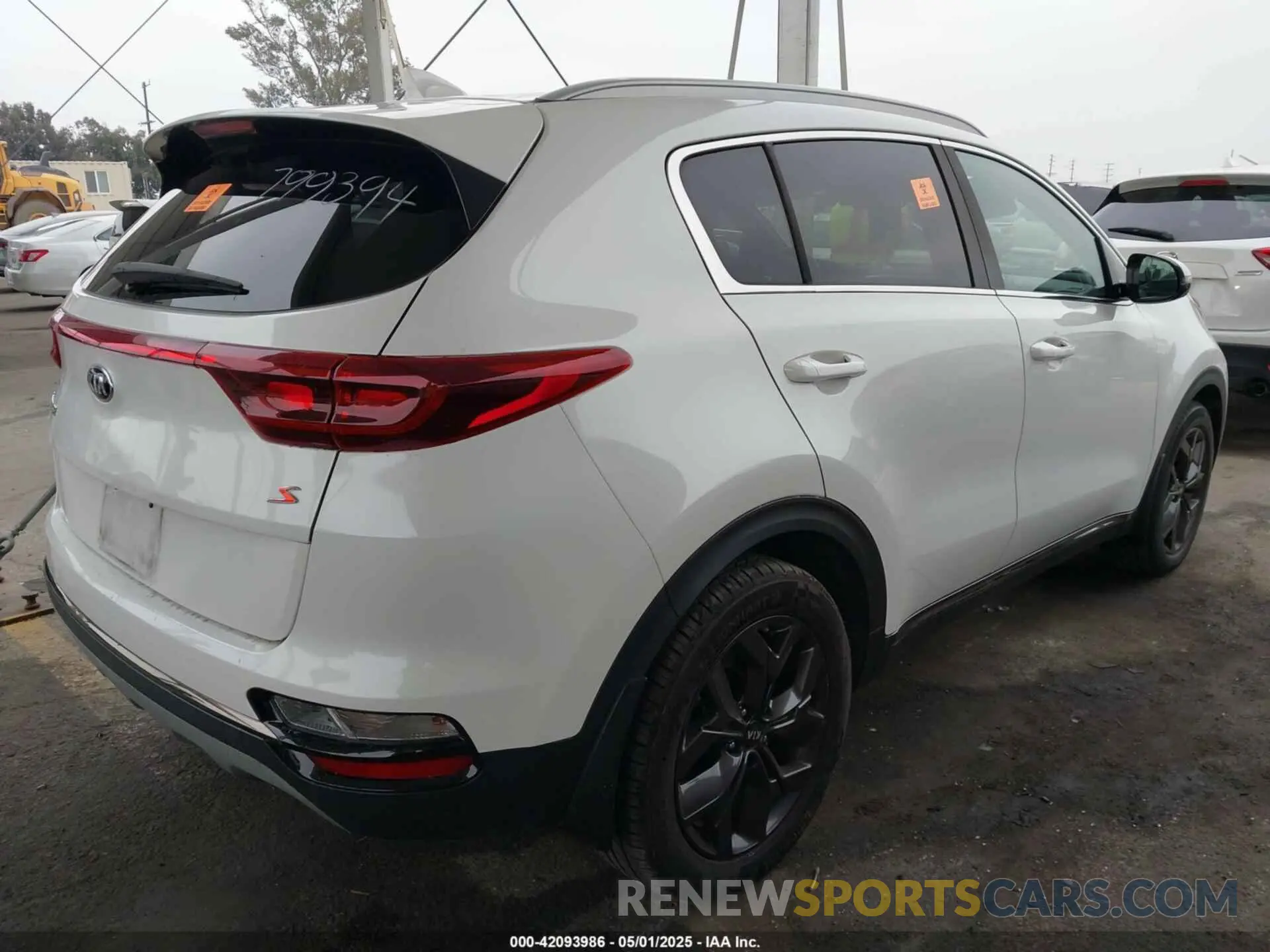 4 Photograph of a damaged car KNDP63AC6L7743538 KIA SPORTAGE 2020