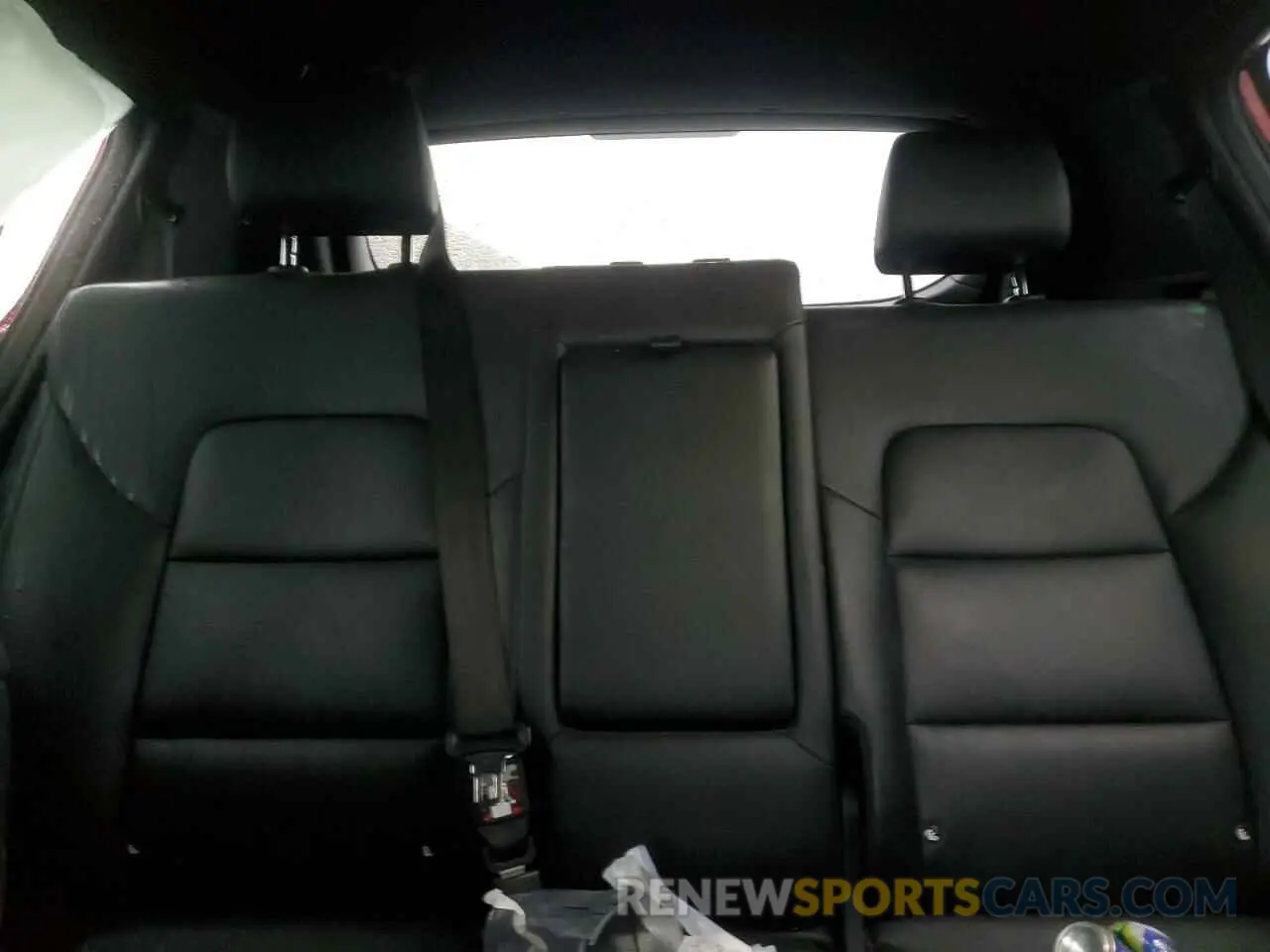 10 Photograph of a damaged car KNDP63AC7L7684743 KIA SPORTAGE 2020