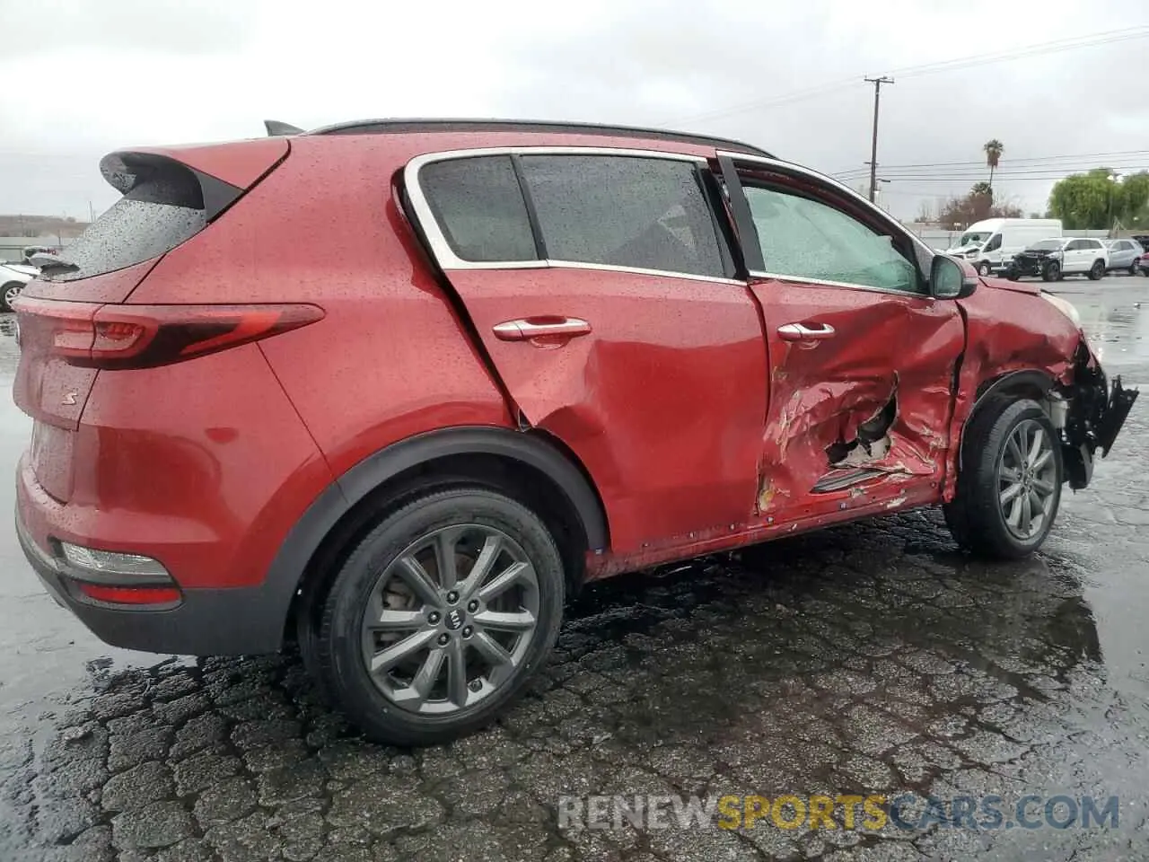 3 Photograph of a damaged car KNDP63AC7L7684743 KIA SPORTAGE 2020