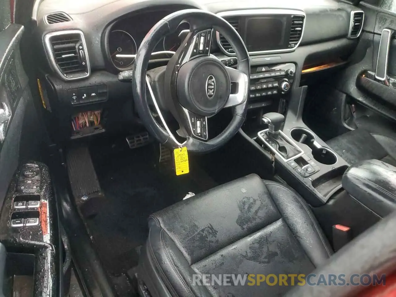 8 Photograph of a damaged car KNDP63AC7L7684743 KIA SPORTAGE 2020
