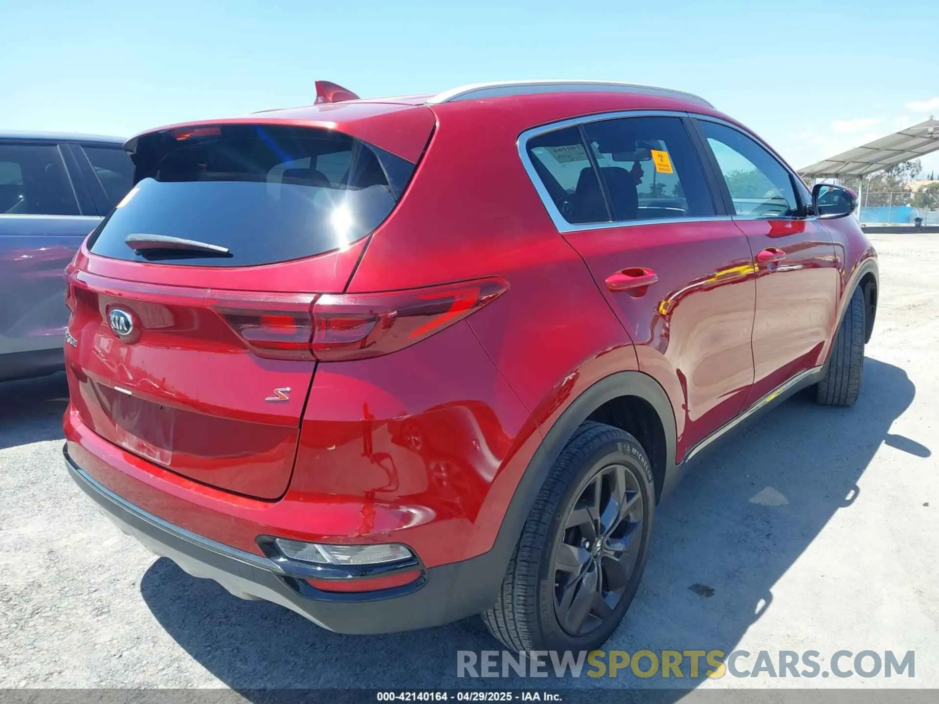 4 Photograph of a damaged car KNDP63AC8L7695573 KIA SPORTAGE 2020