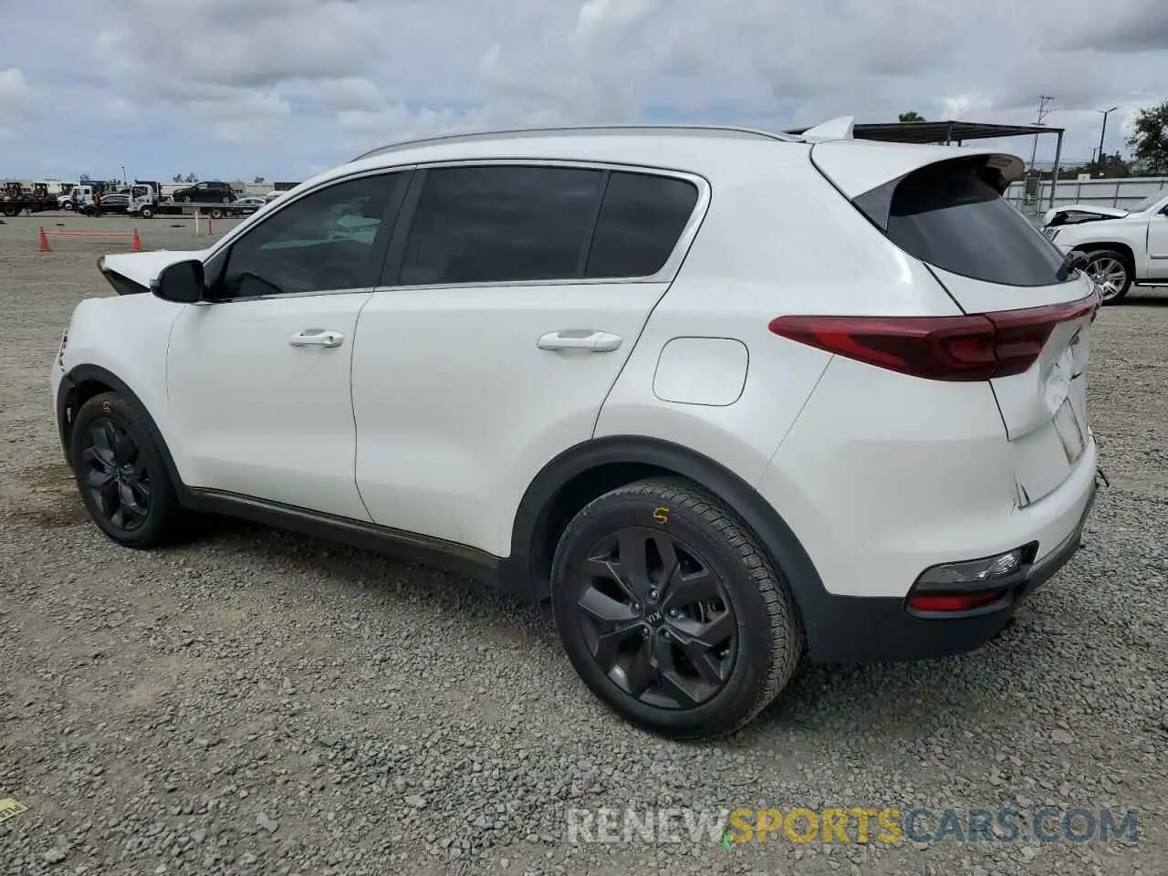 2 Photograph of a damaged car KNDP63AC8L7770434 KIA SPORTAGE 2020