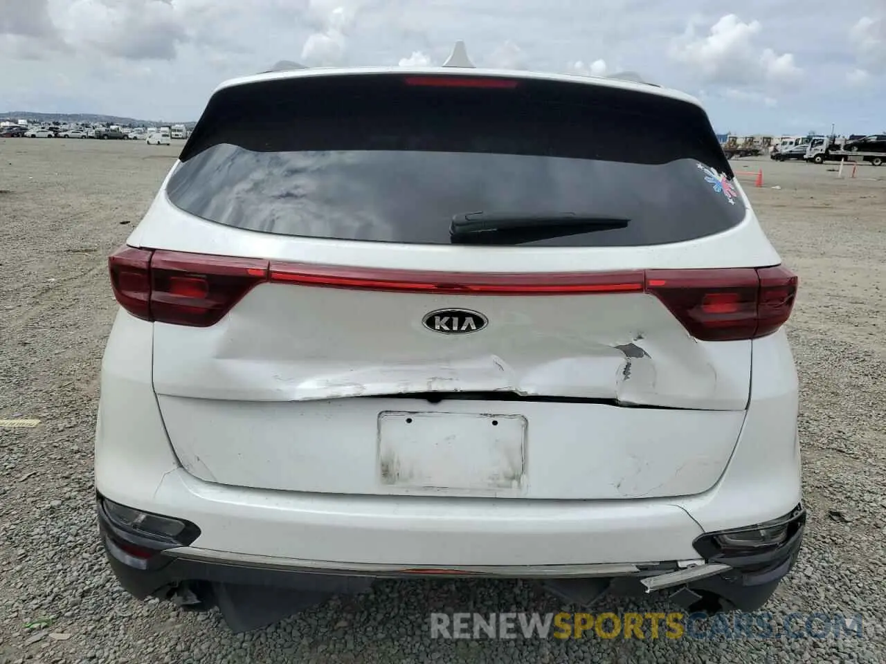 6 Photograph of a damaged car KNDP63AC8L7770434 KIA SPORTAGE 2020