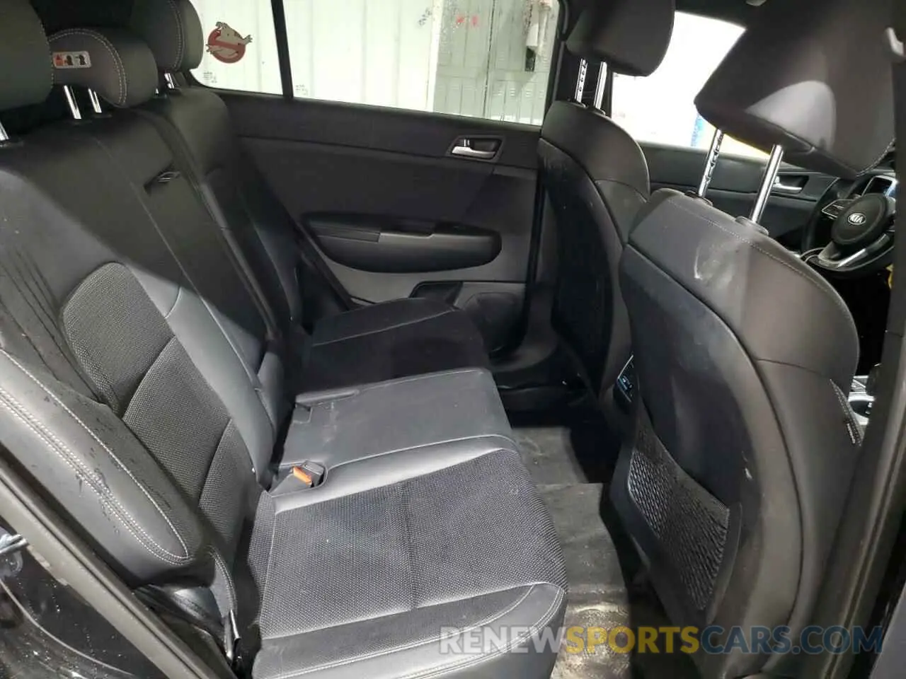 11 Photograph of a damaged car KNDP63AC9L7647287 KIA SPORTAGE 2020
