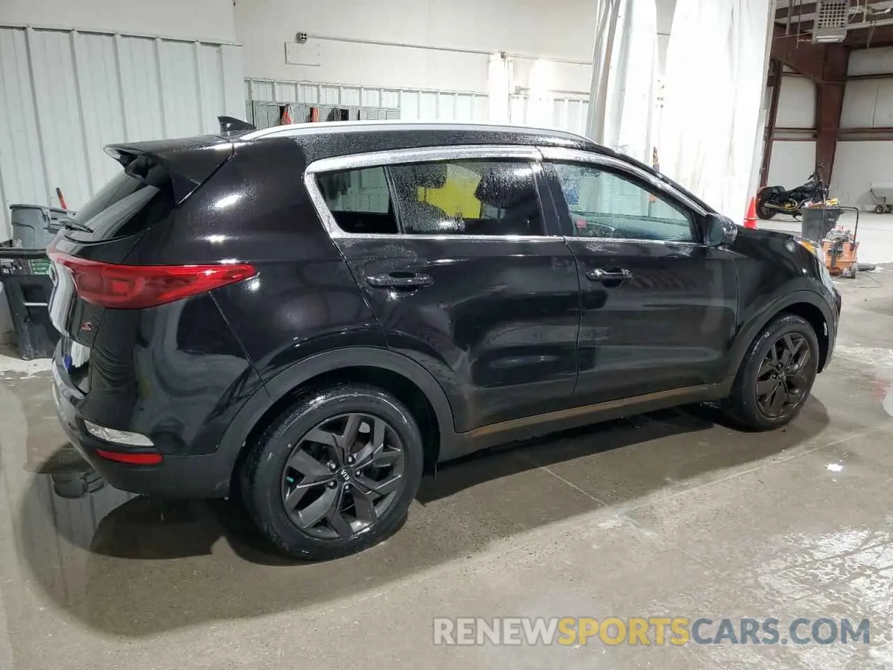3 Photograph of a damaged car KNDP63AC9L7647287 KIA SPORTAGE 2020