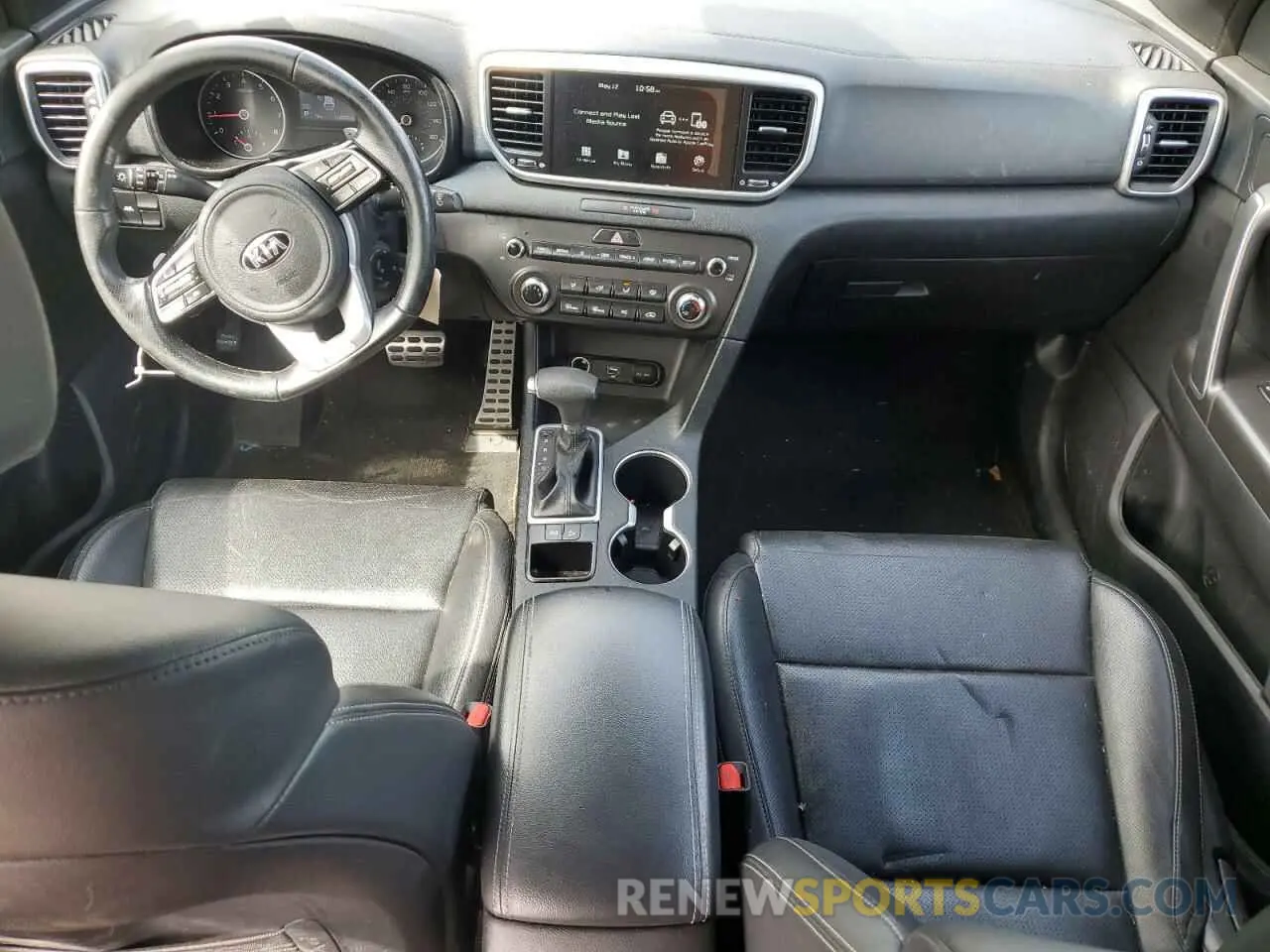 8 Photograph of a damaged car KNDP63ACXL7692965 KIA SPORTAGE 2020