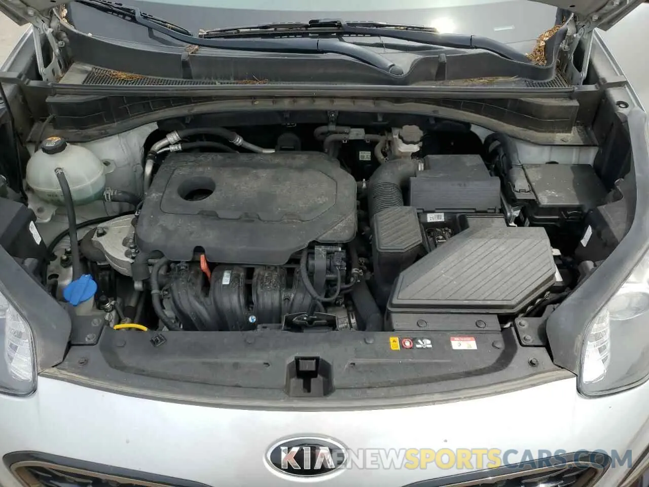 11 Photograph of a damaged car KNDP63ACXL7725902 KIA SPORTAGE 2020