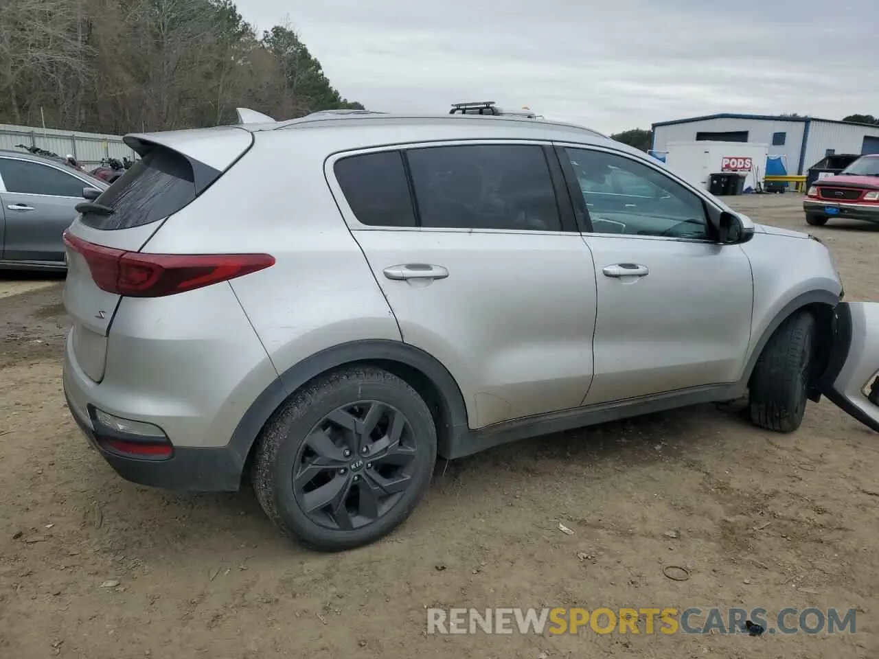 3 Photograph of a damaged car KNDP63ACXL7793066 KIA SPORTAGE 2020