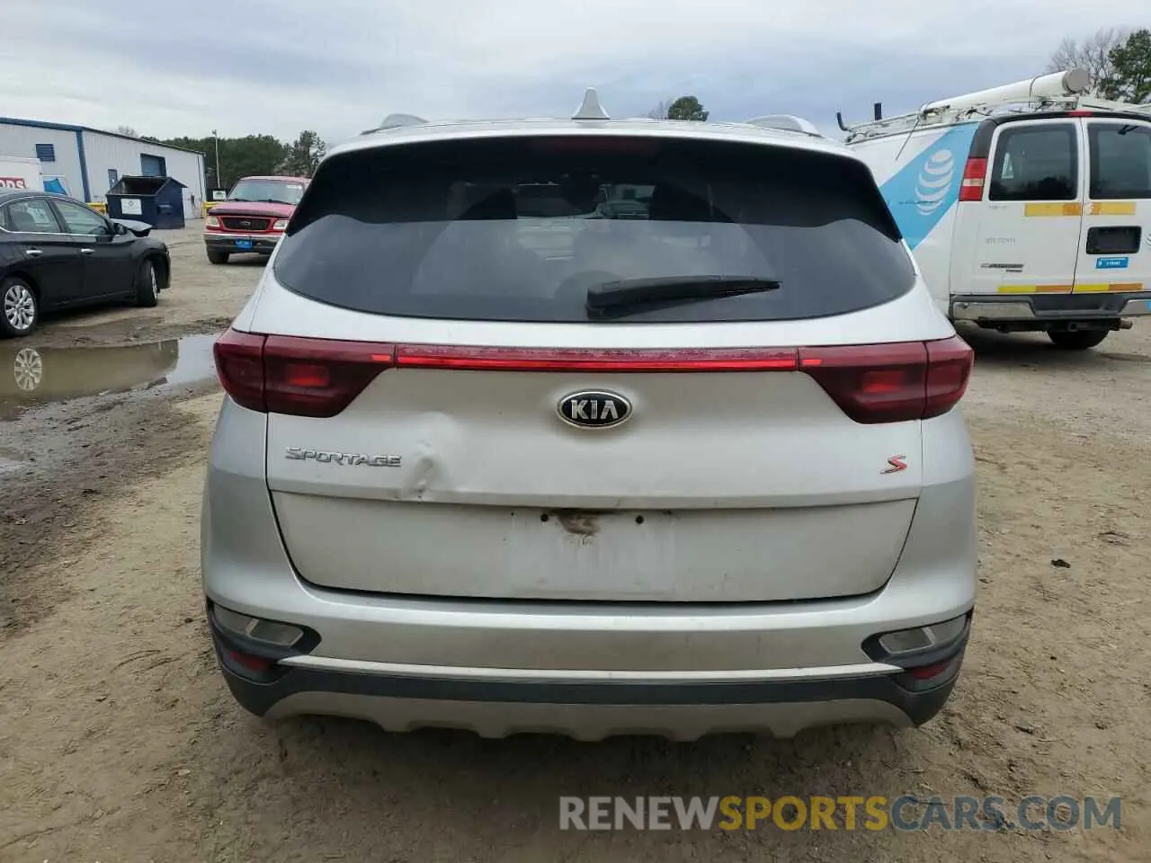 6 Photograph of a damaged car KNDP63ACXL7793066 KIA SPORTAGE 2020