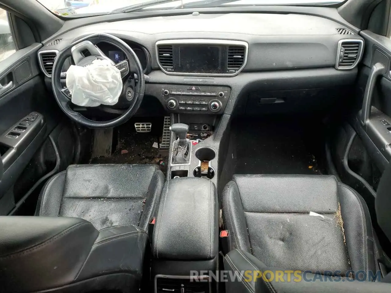 8 Photograph of a damaged car KNDP63ACXL7793066 KIA SPORTAGE 2020
