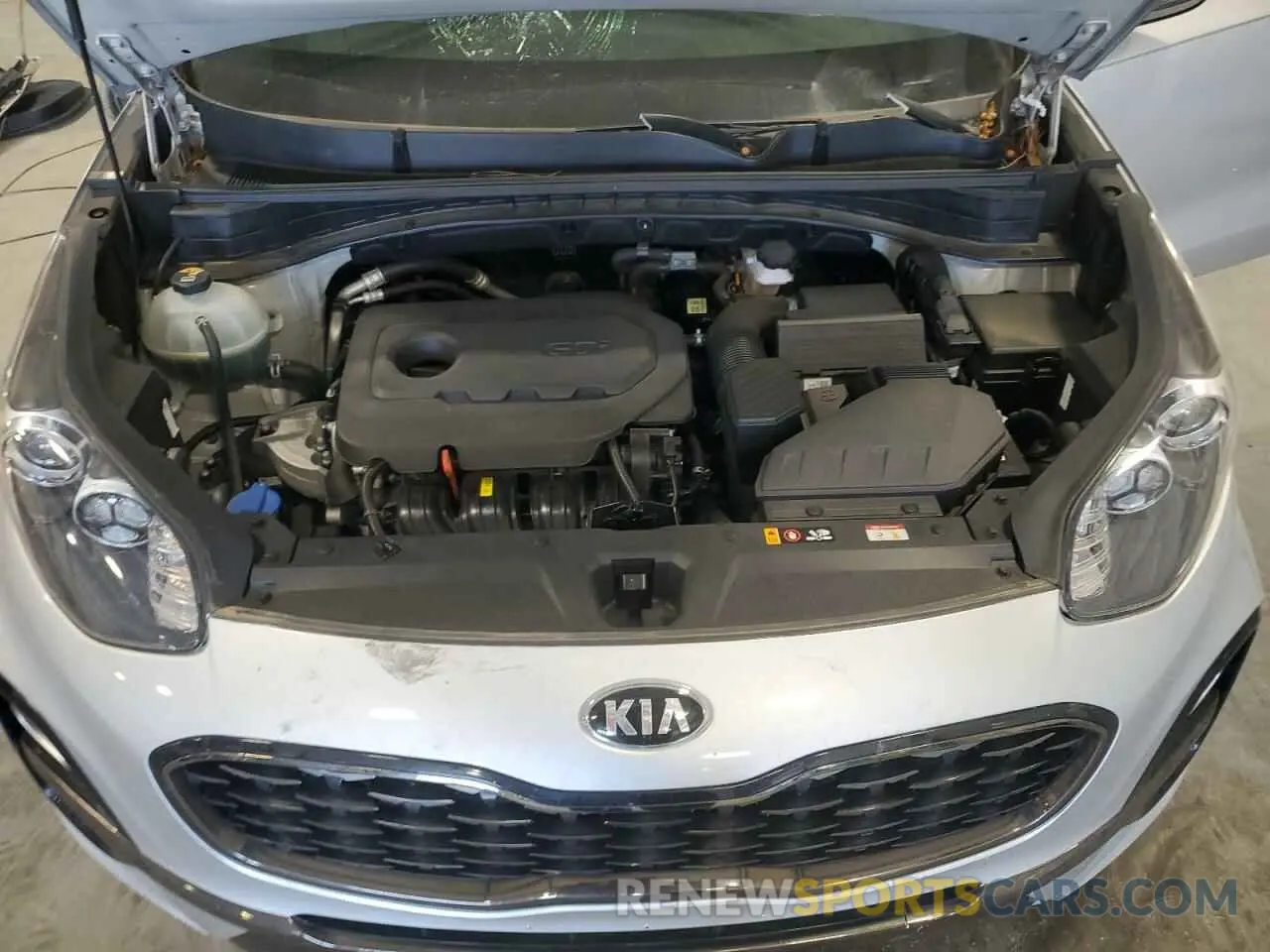 14 Photograph of a damaged car KNDP6CAC0L7633620 KIA SPORTAGE 2020