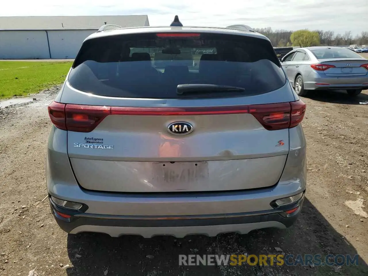 6 Photograph of a damaged car KNDP6CAC0L7657061 KIA SPORTAGE 2020